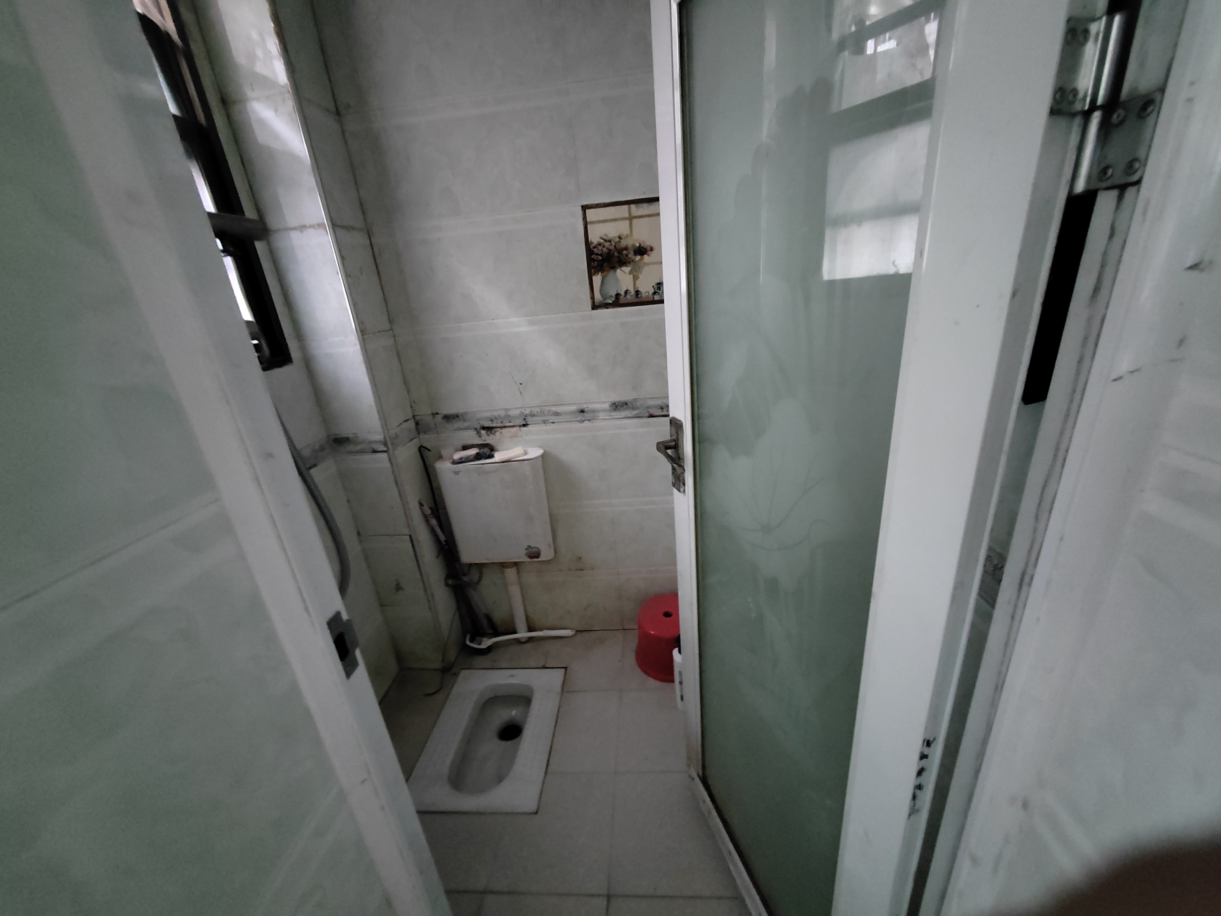 育财农贸市场（民营市场）  3室2厅1卫    900.0元/月室内图