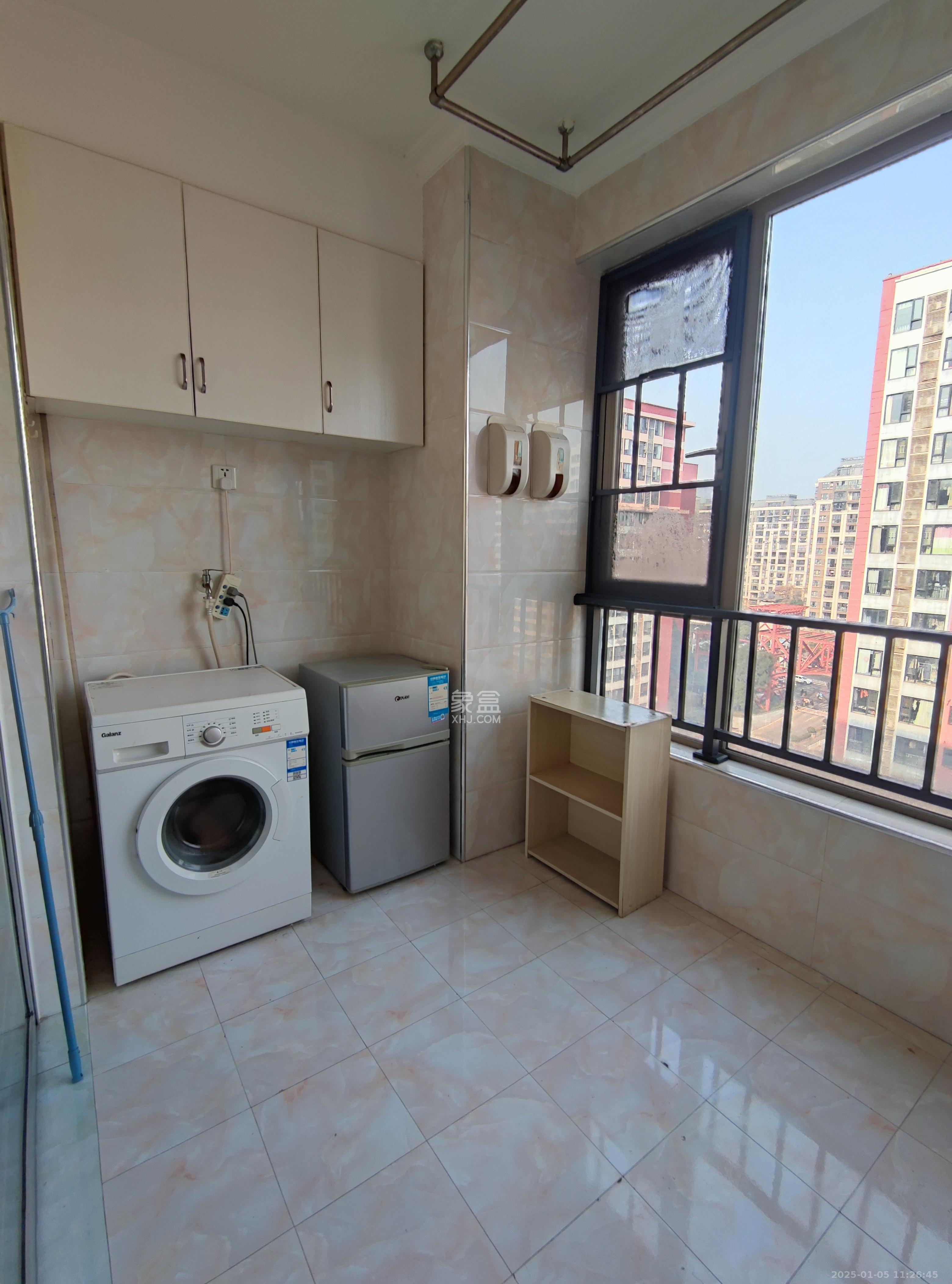 怡海星城 1室1厅1卫 1180.0元/月 怡海星城 1室1厅1卫 1180.0元/月室内图