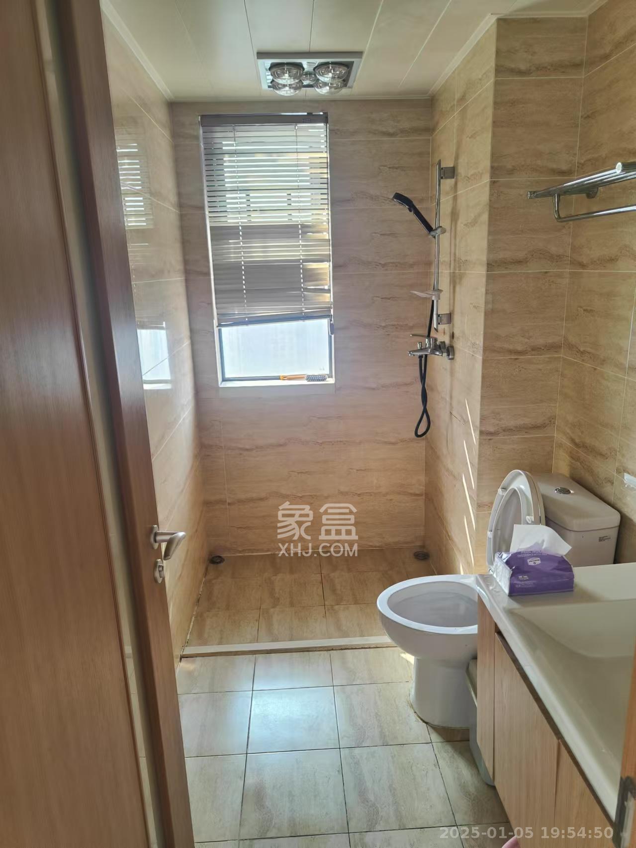 万科魅力之城 3室2厅2卫 2500.0元/月 万科魅力之城 3室2厅2卫 2500.0元/月室内图