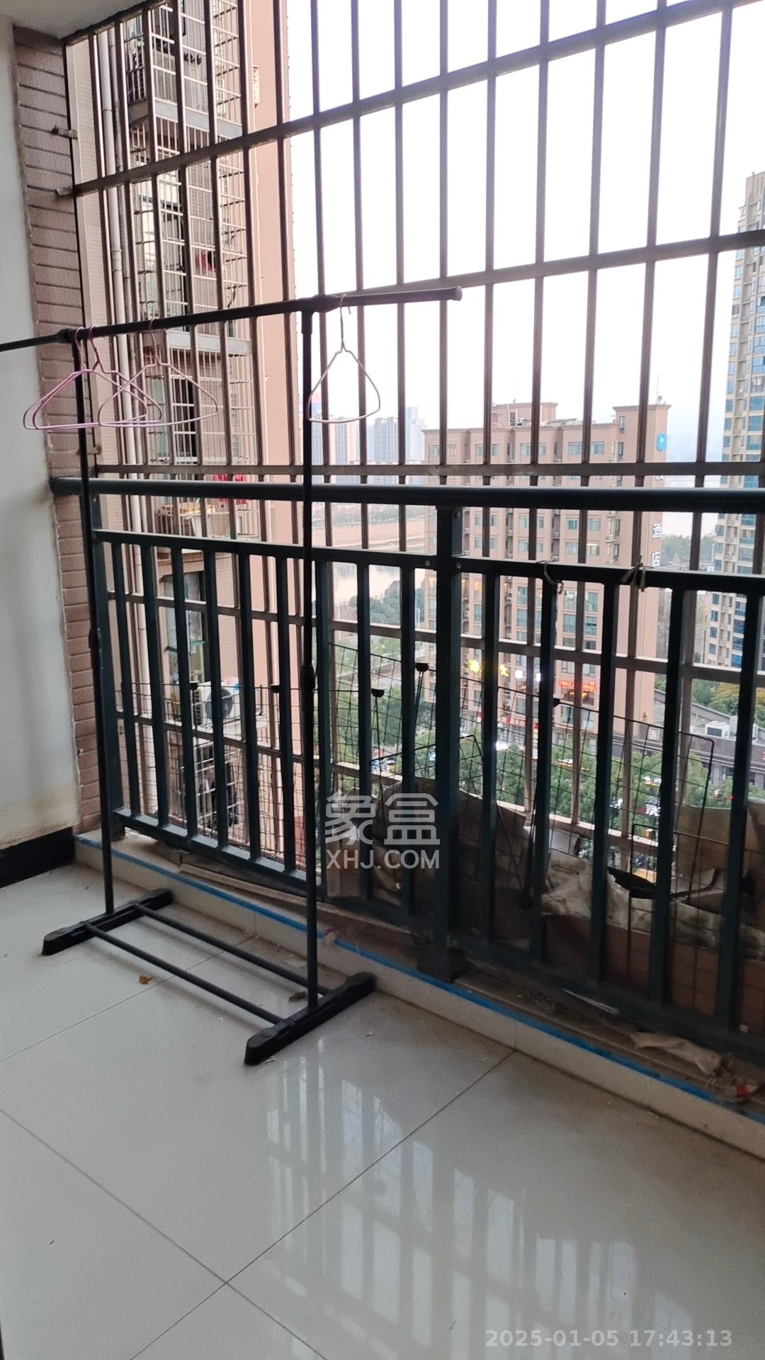 鑫科明珠 1室2厅1卫 980.0元/月 鑫科明珠 1室2厅1卫 980.0元/月室内图