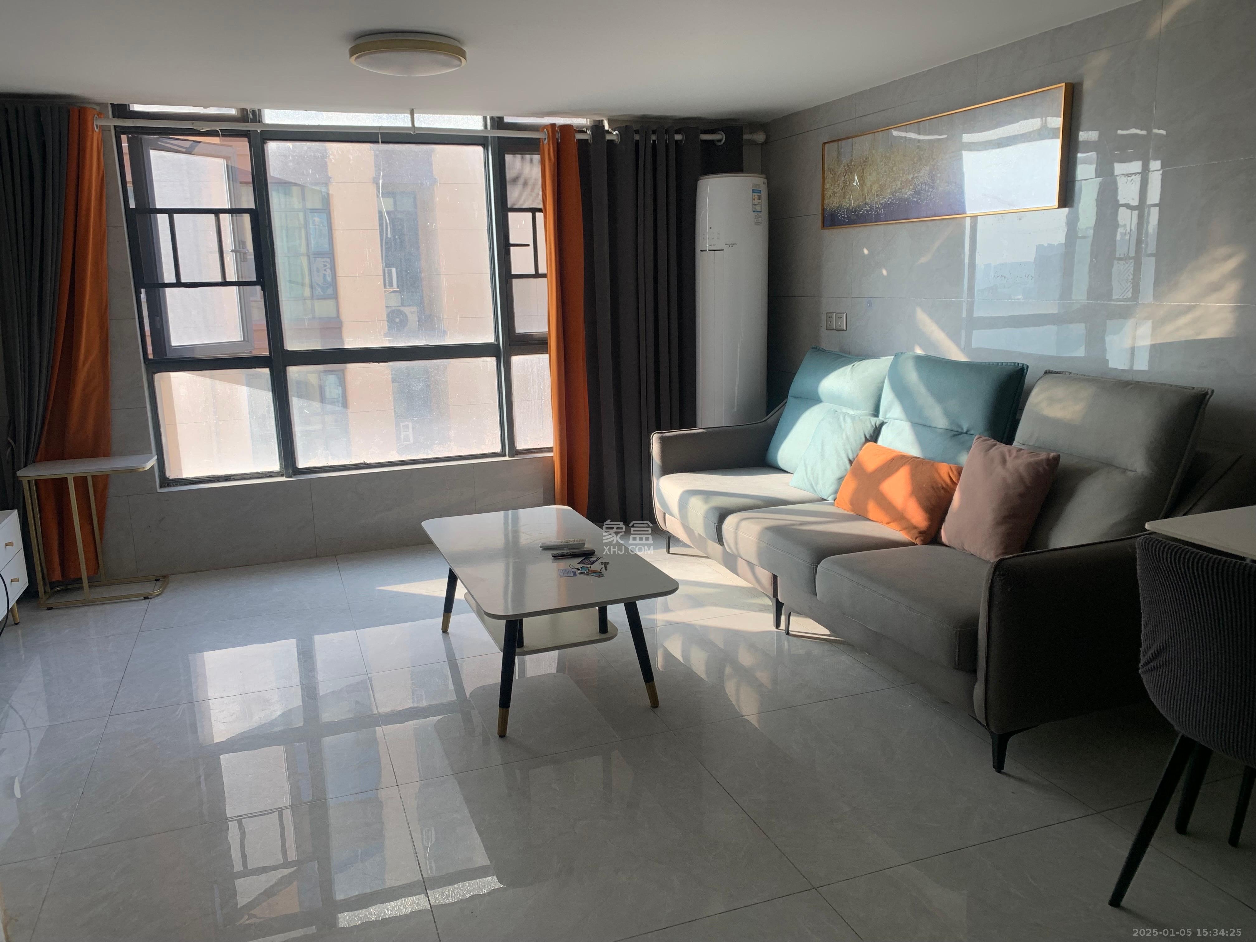 荣盛花语书苑 2室1厅1卫 2600.0元/月 荣盛花语书苑 2室1厅1卫 2600.0元/月室内图