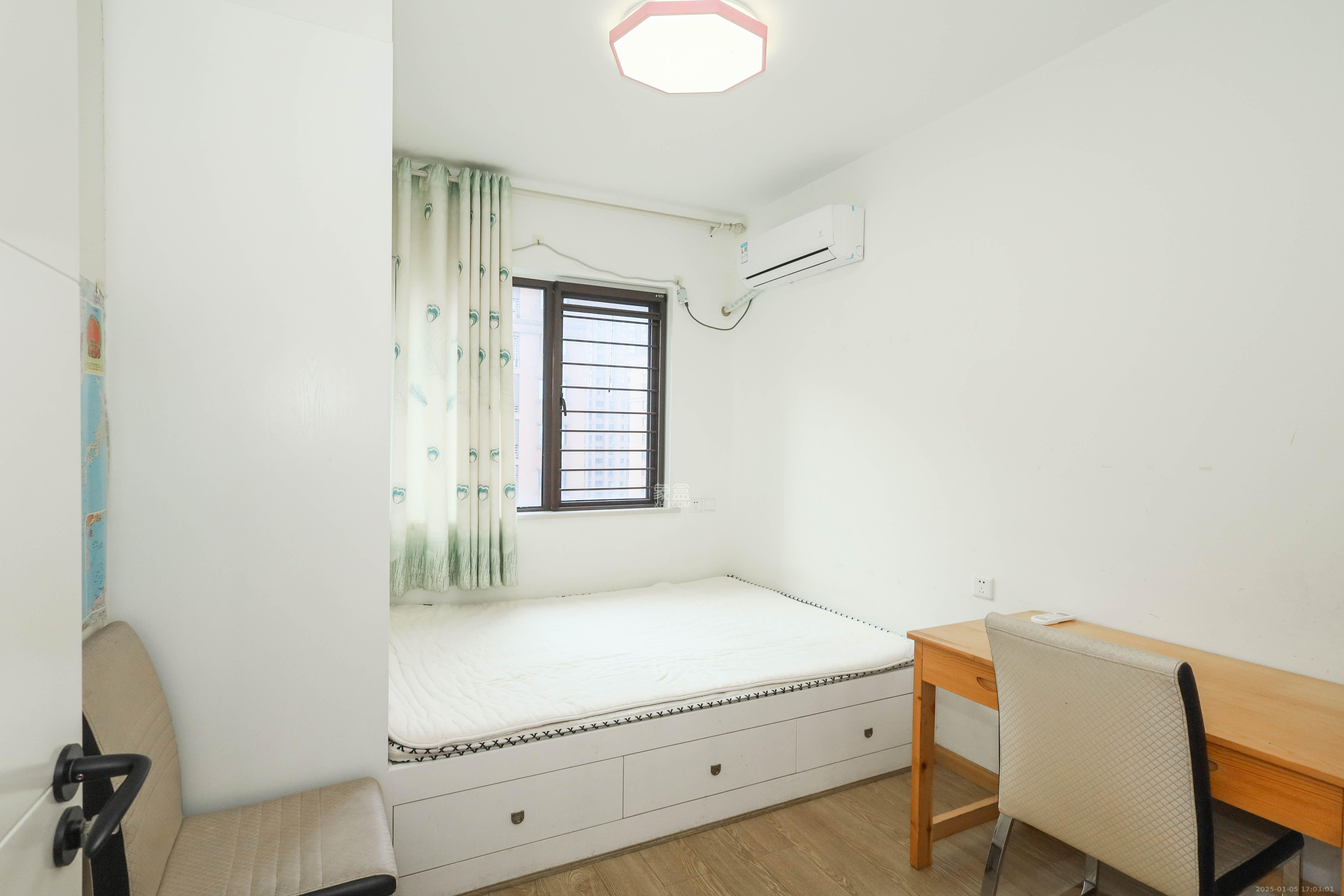 中冶中央公园  3室2厅2卫   2600.00元/月室内图