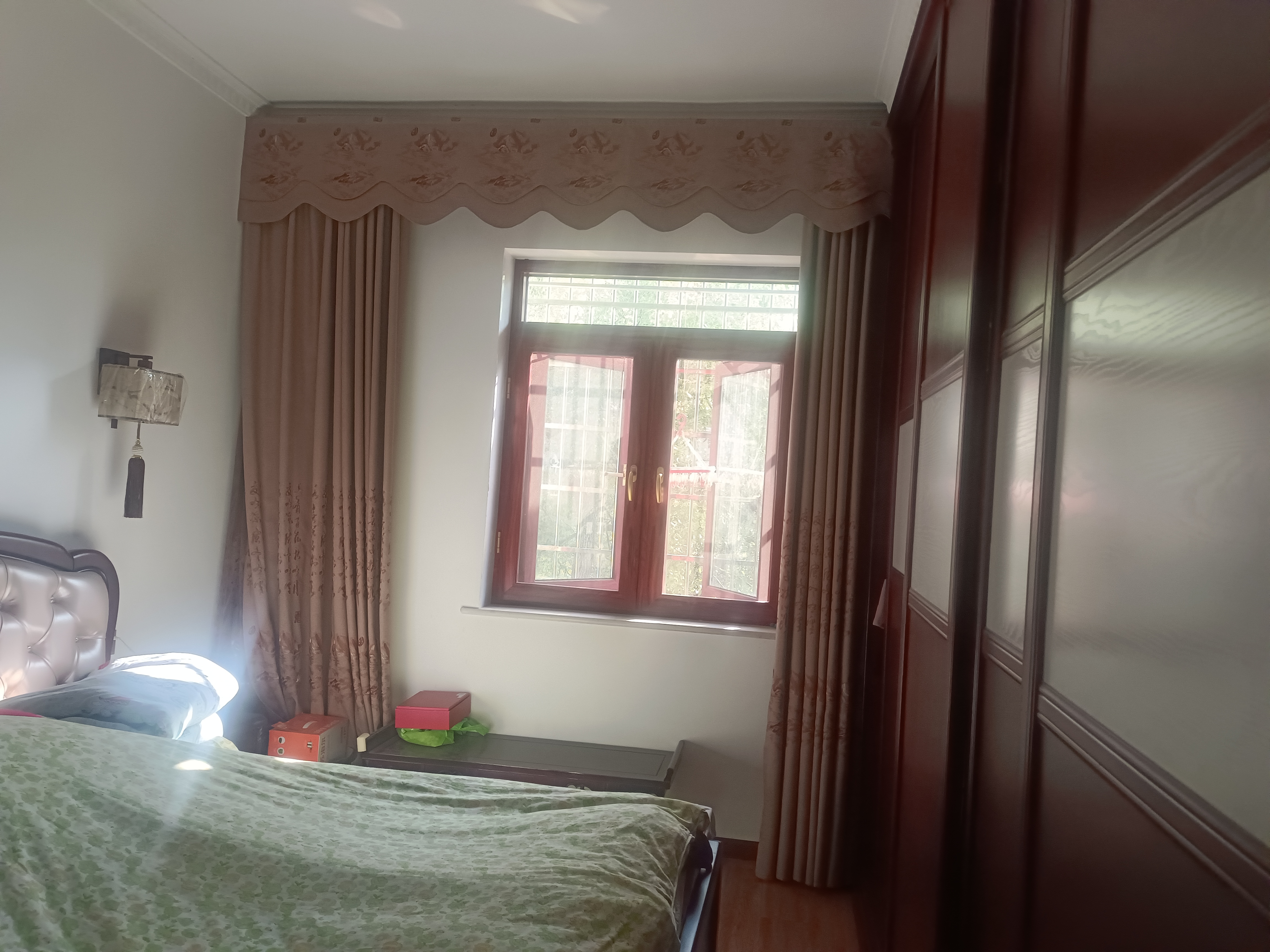 电力局家属楼  3室2厅1卫    49.8万客厅