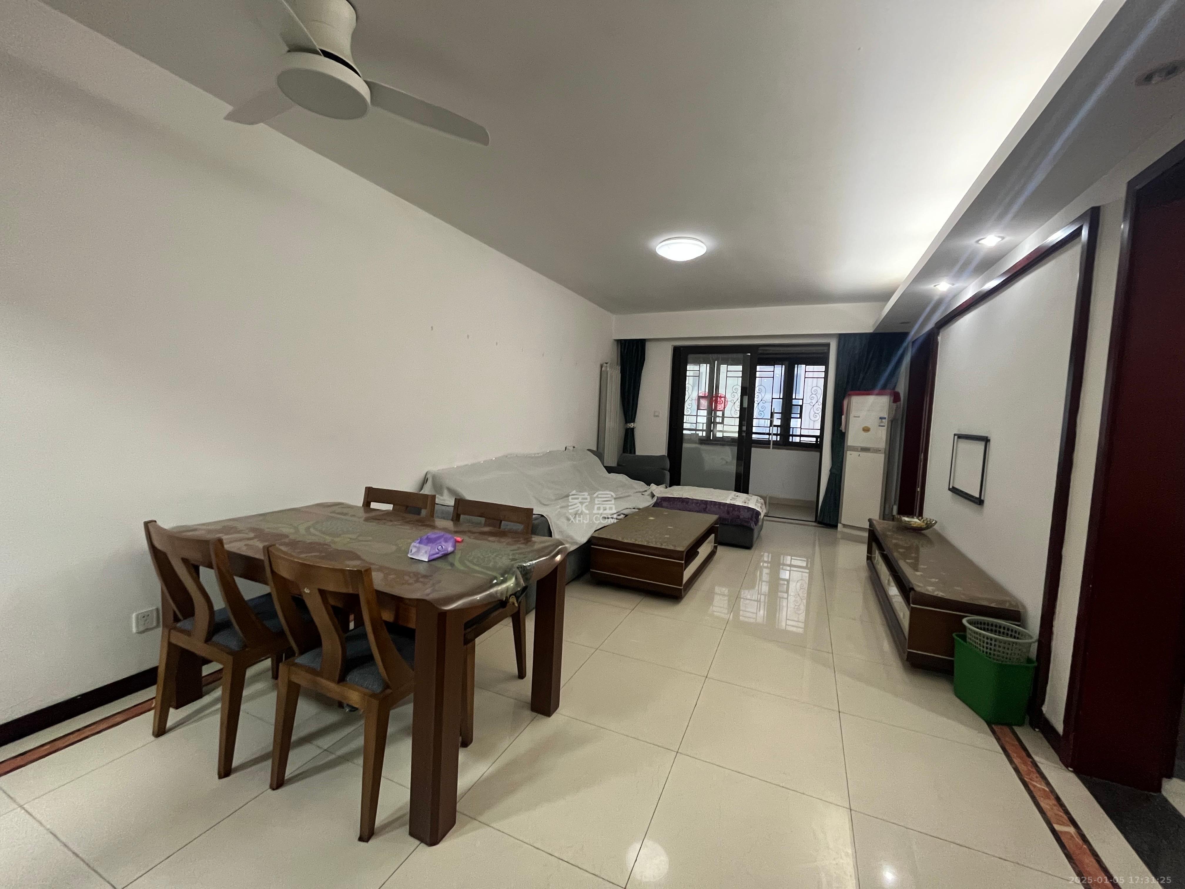 中海国际二期  3室2厅1卫    2200.0元/月 中海国际二期  3室2厅1卫    2200.0元/月