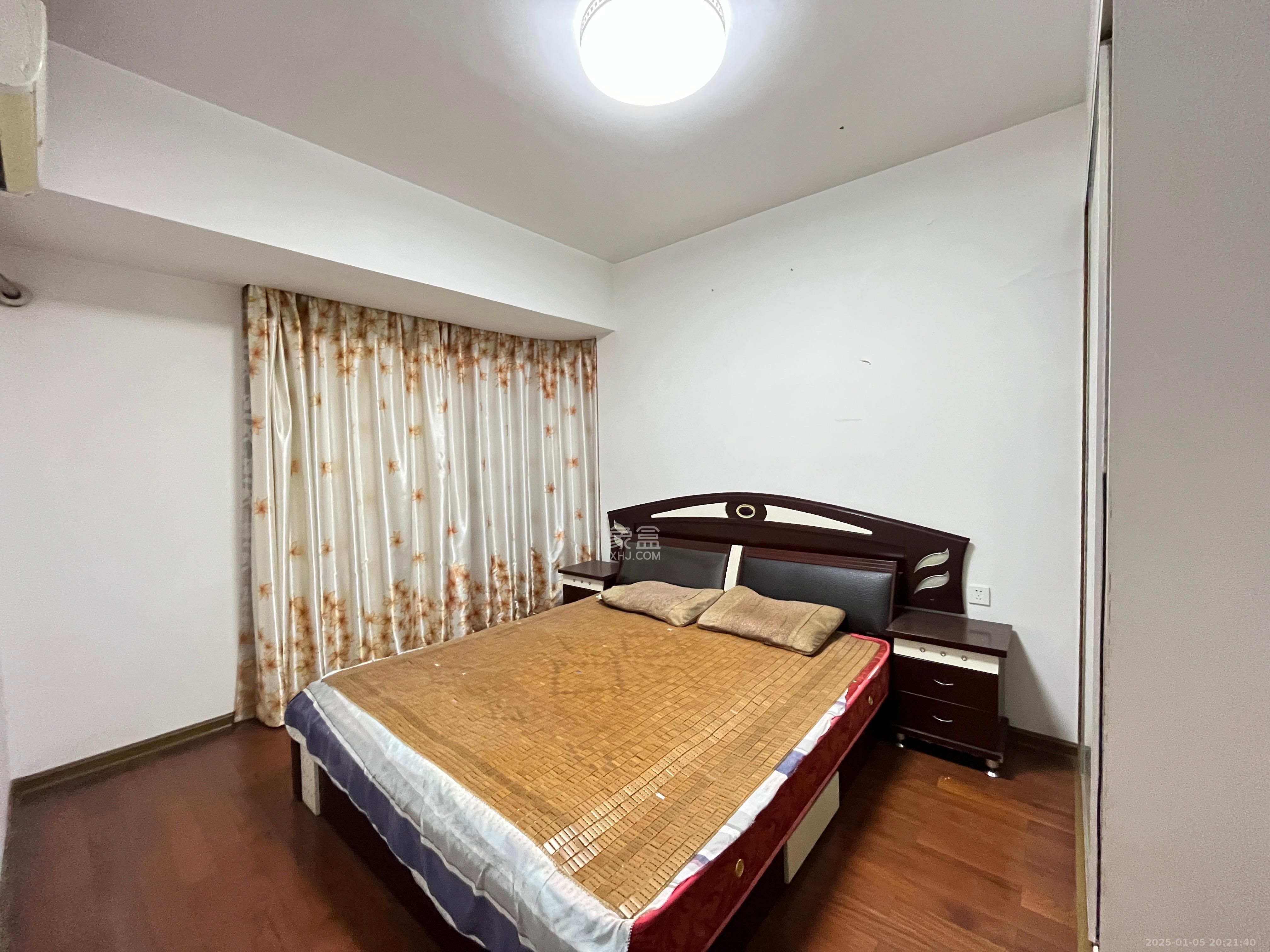 康斯丹郡（融程领秀佳园）  3室1厅1卫    2500.0元/月室内图