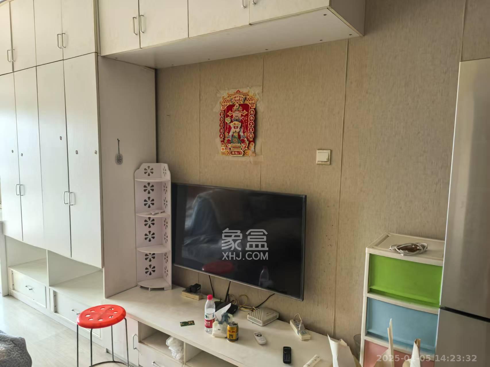 几米空间 1室1厅1卫 1600.0元/月 几米空间 1室1厅1卫 1600.0元/月室内图