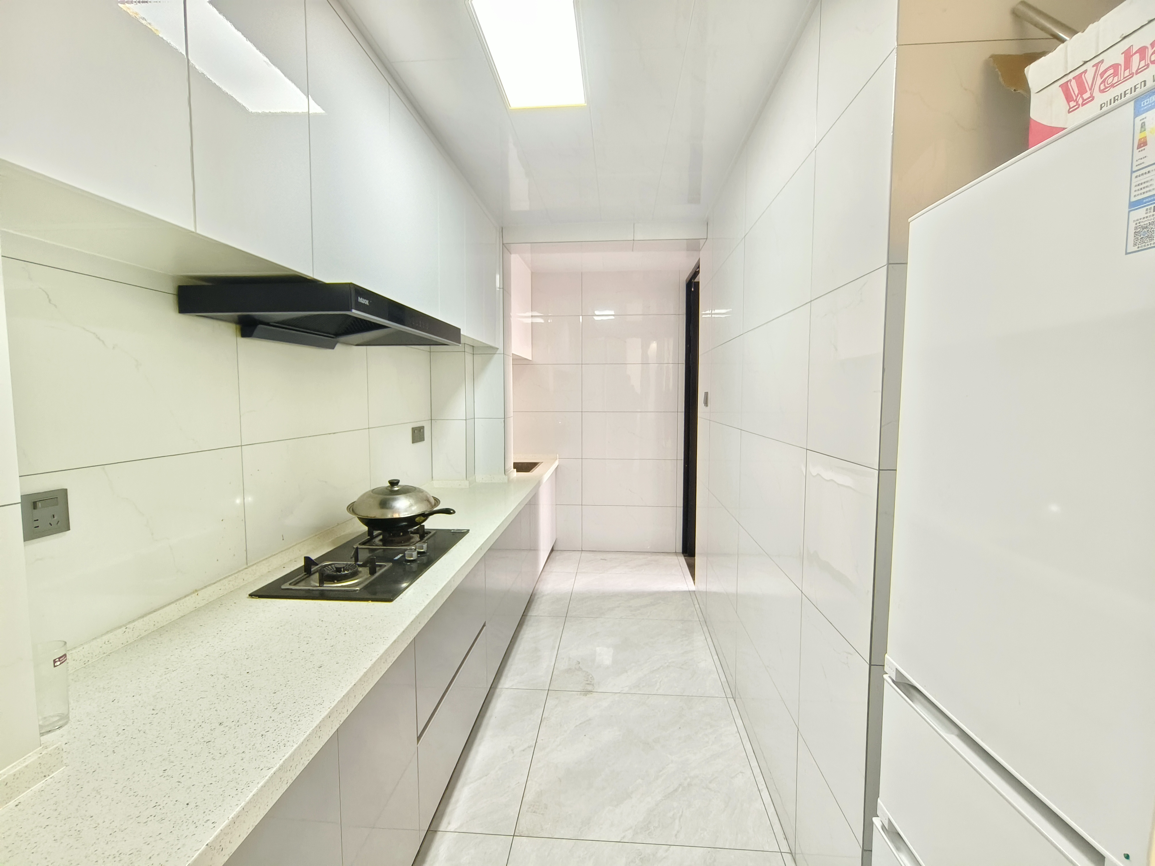 和瑞欢乐城二期 3室2厅2卫 2800.0元/月 和瑞欢乐城二期 3室2厅2卫 2800.0元/月室内图