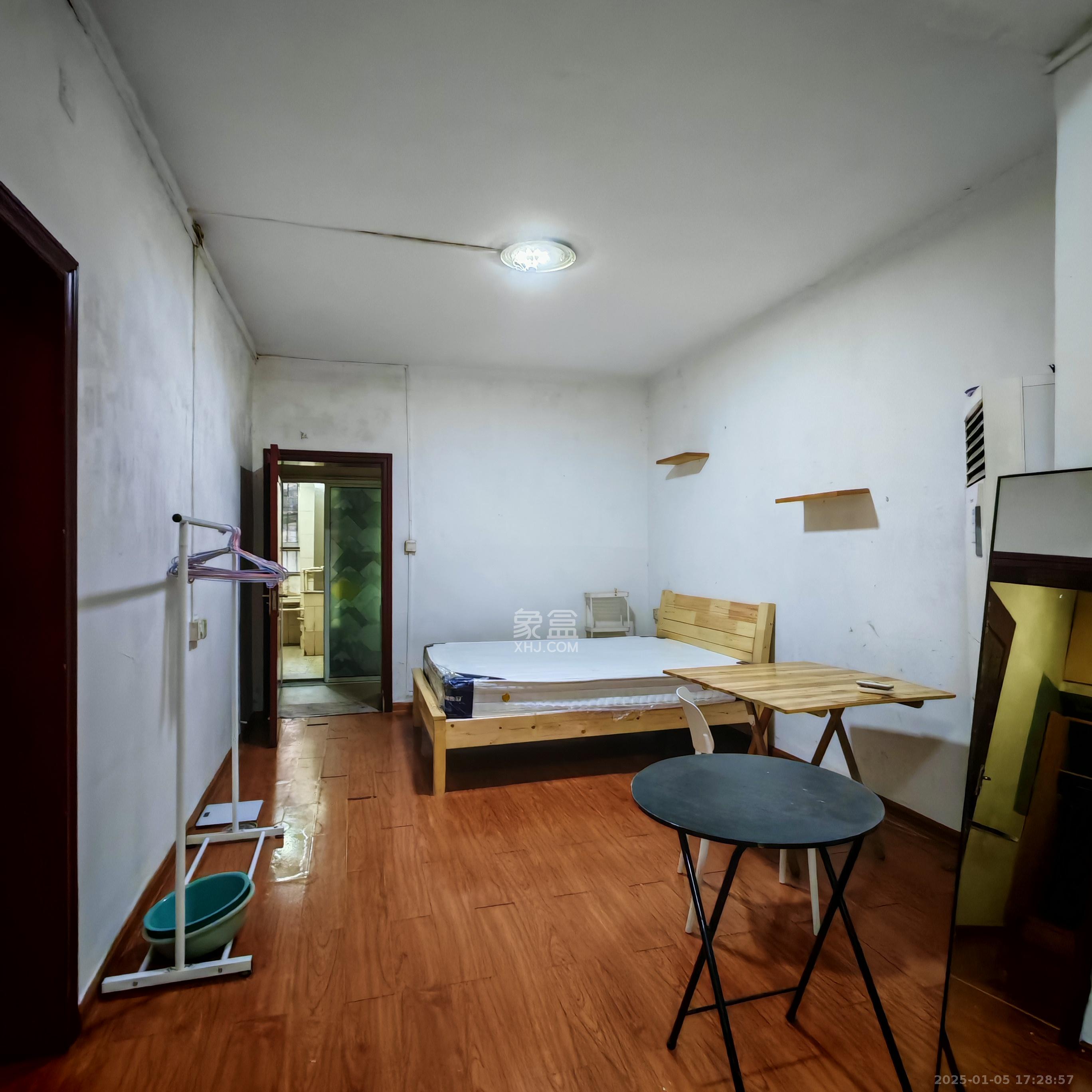 砂子塘社区  1室1厅1卫    1100.0元/月 砂子塘社区  1室1厅1卫    1100.0元/月