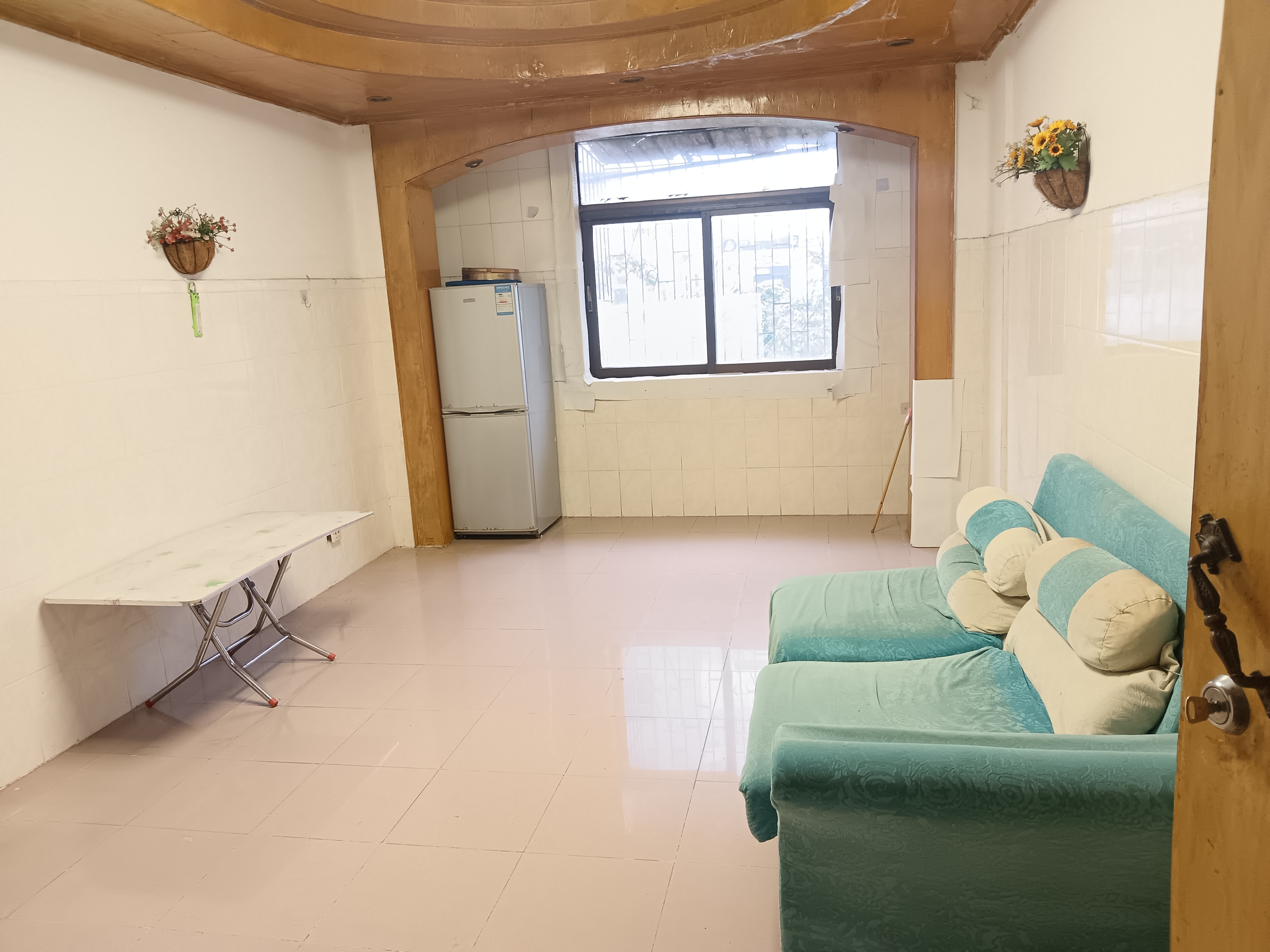 海甸小区(海运公司宿舍单位房) 3室1厅1卫 76.0万 海甸小区(海运公司宿舍单位房) 3室1厅1卫 76.0万客厅