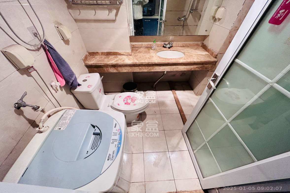 西子一间 1室1厅1卫 1400.0元/月 西子一间 1室1厅1卫 1400.0元/月室内图