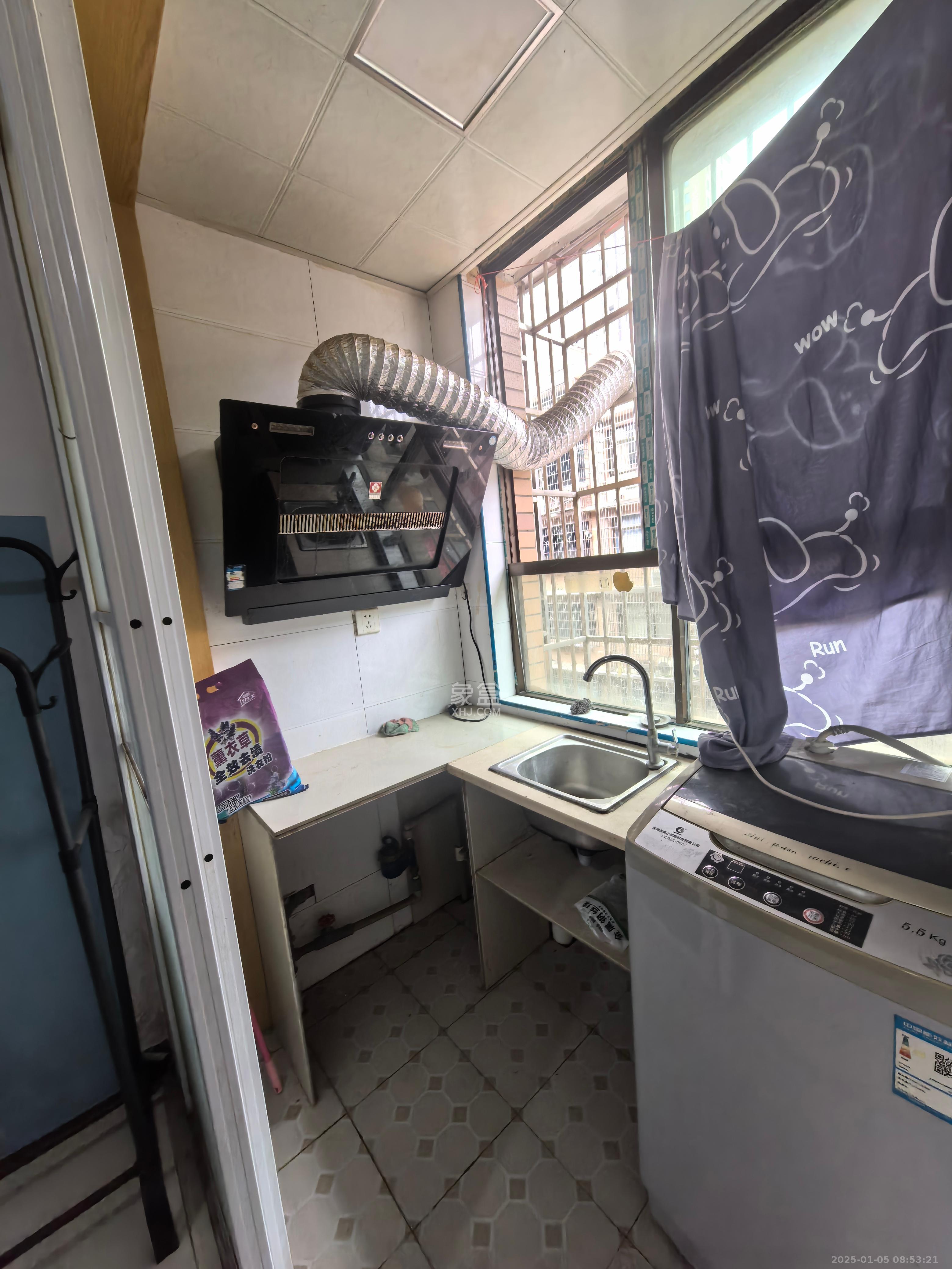 龙塘安置区(龙塘小区) 1室1厅1卫 600.0元/月 龙塘安置区(龙塘小区) 1室1厅1卫 600.0元/月室内图