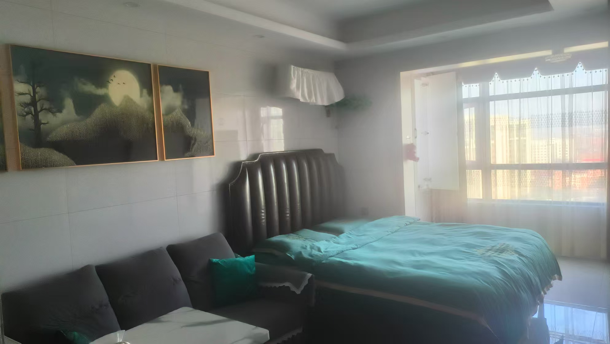 湘运大厦  1室1厅1卫    1400.0元/月 湘运大厦  1室1厅1卫    1400.0元/月室内图