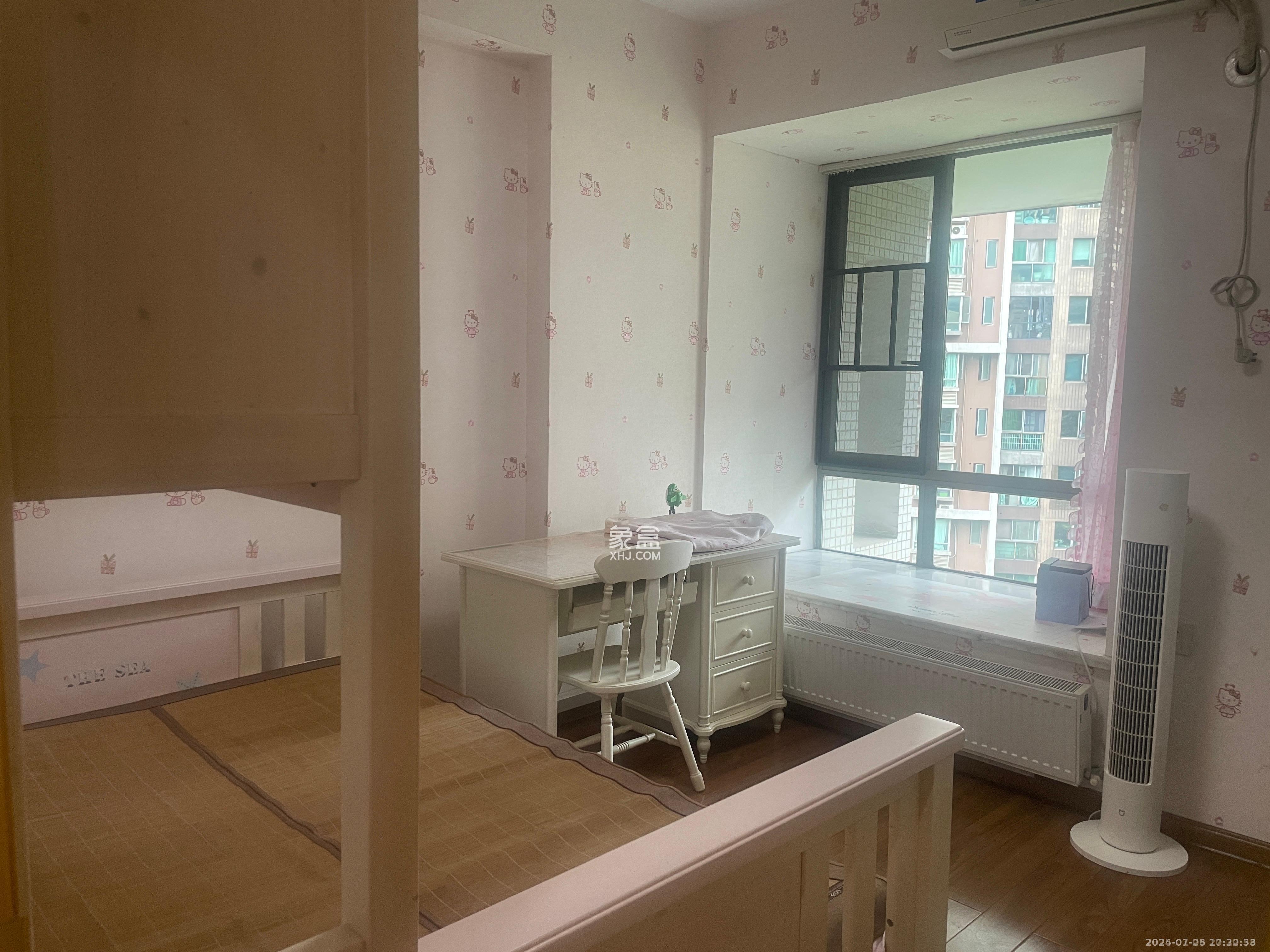 新城新世界一二三期 3室2厅2卫 2800.0元/月 新城新世界一二三期 3室2厅2卫 2800.0元/月室内图