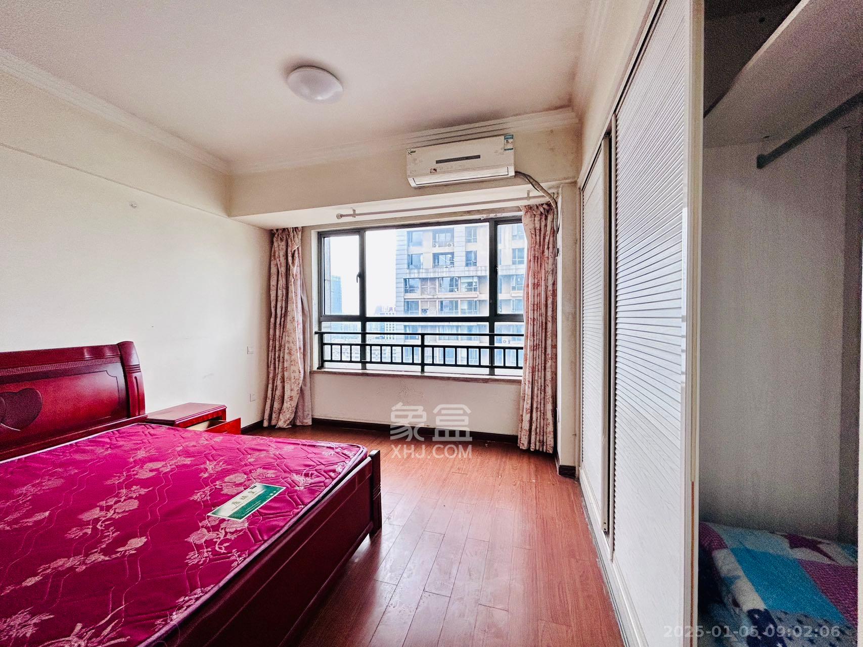 西子一间 1室1厅1卫 1400.0元/月 西子一间 1室1厅1卫 1400.0元/月室内图