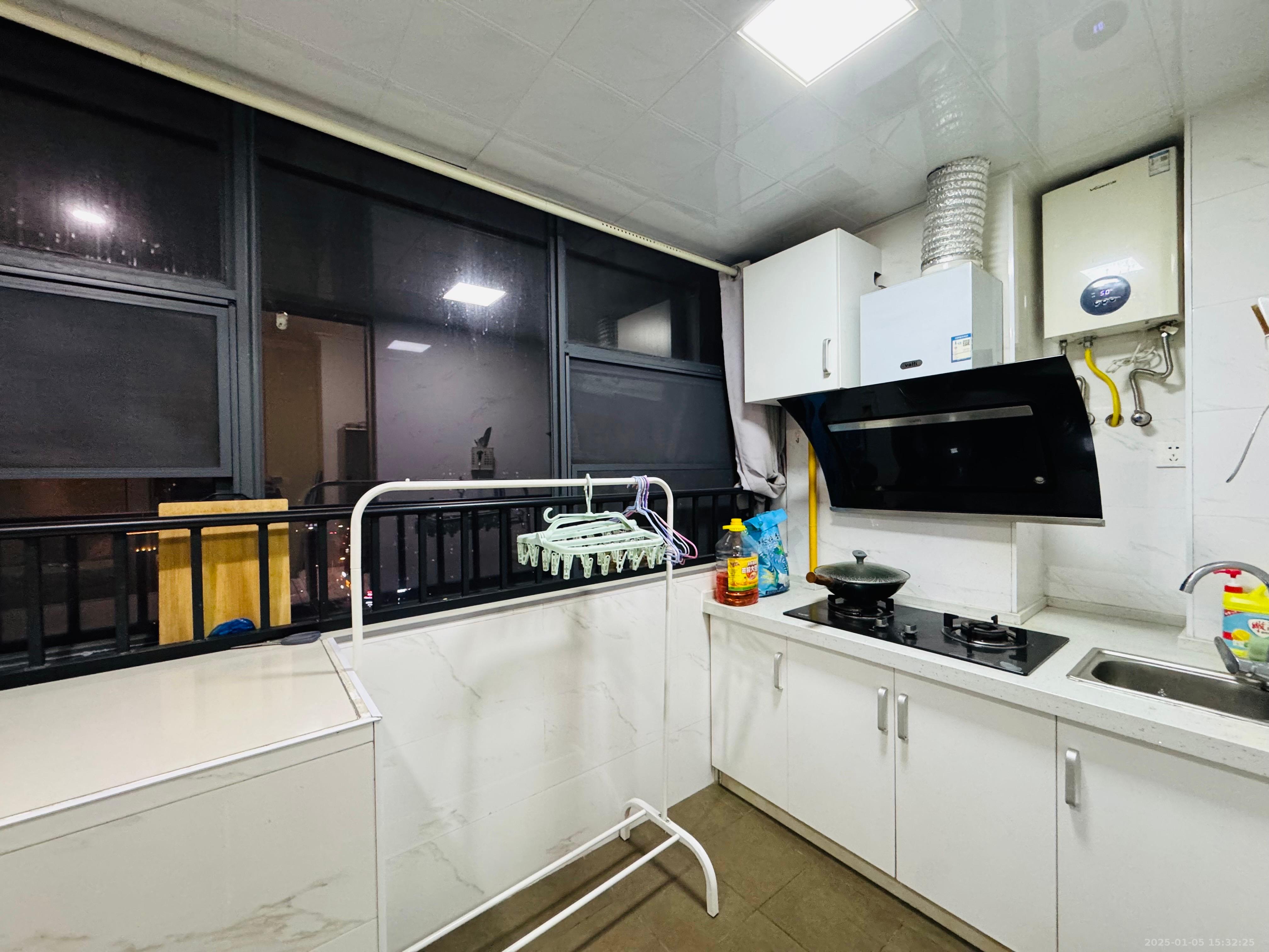 文艺复兴(未来城) 1室1厅1卫 1248.0元/月 文艺复兴(未来城) 1室1厅1卫 1248.0元/月室内图