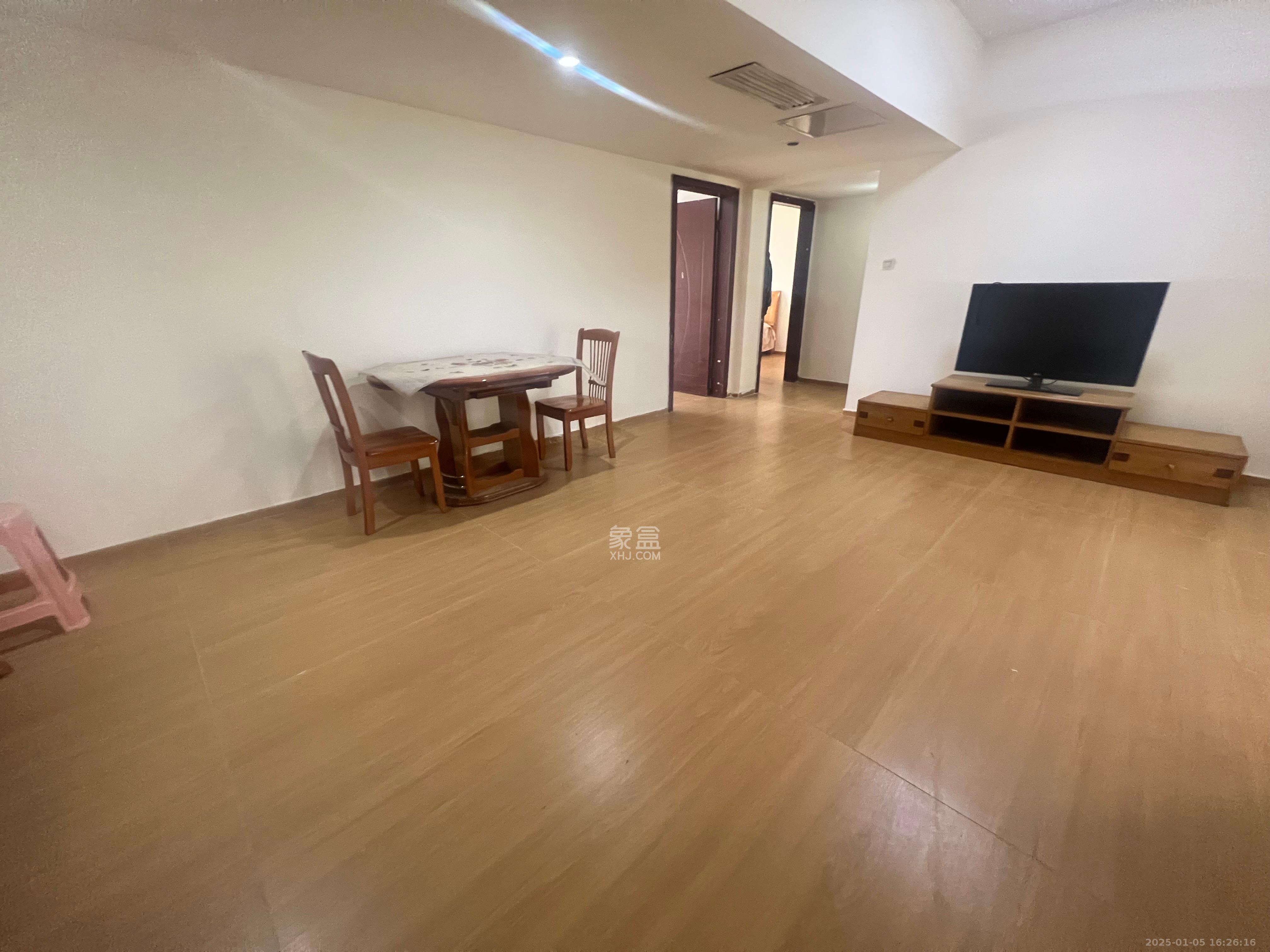 东来苑 3室2厅1卫 2500.0元/月 东来苑 3室2厅1卫 2500.0元/月室内图