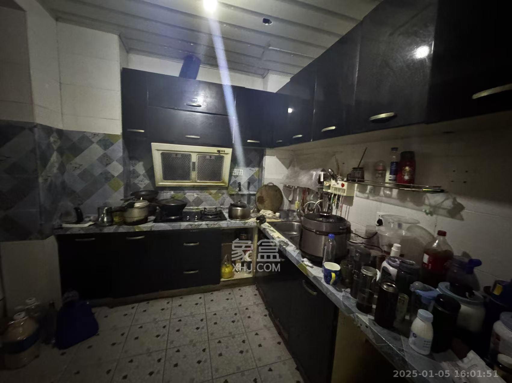 三王丽都 1室0厅0卫 5500.0元/月 三王丽都 1室0厅0卫 5500.0元/月室内图