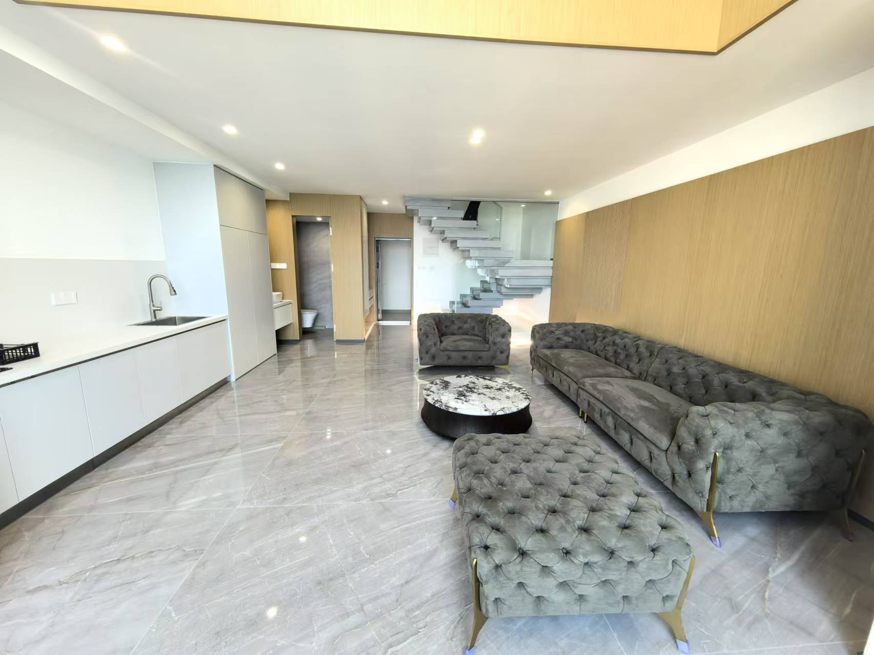 南光中心 1室1厅2卫 5000.0元/月 南光中心 1室1厅2卫 5000.0元/月室内图