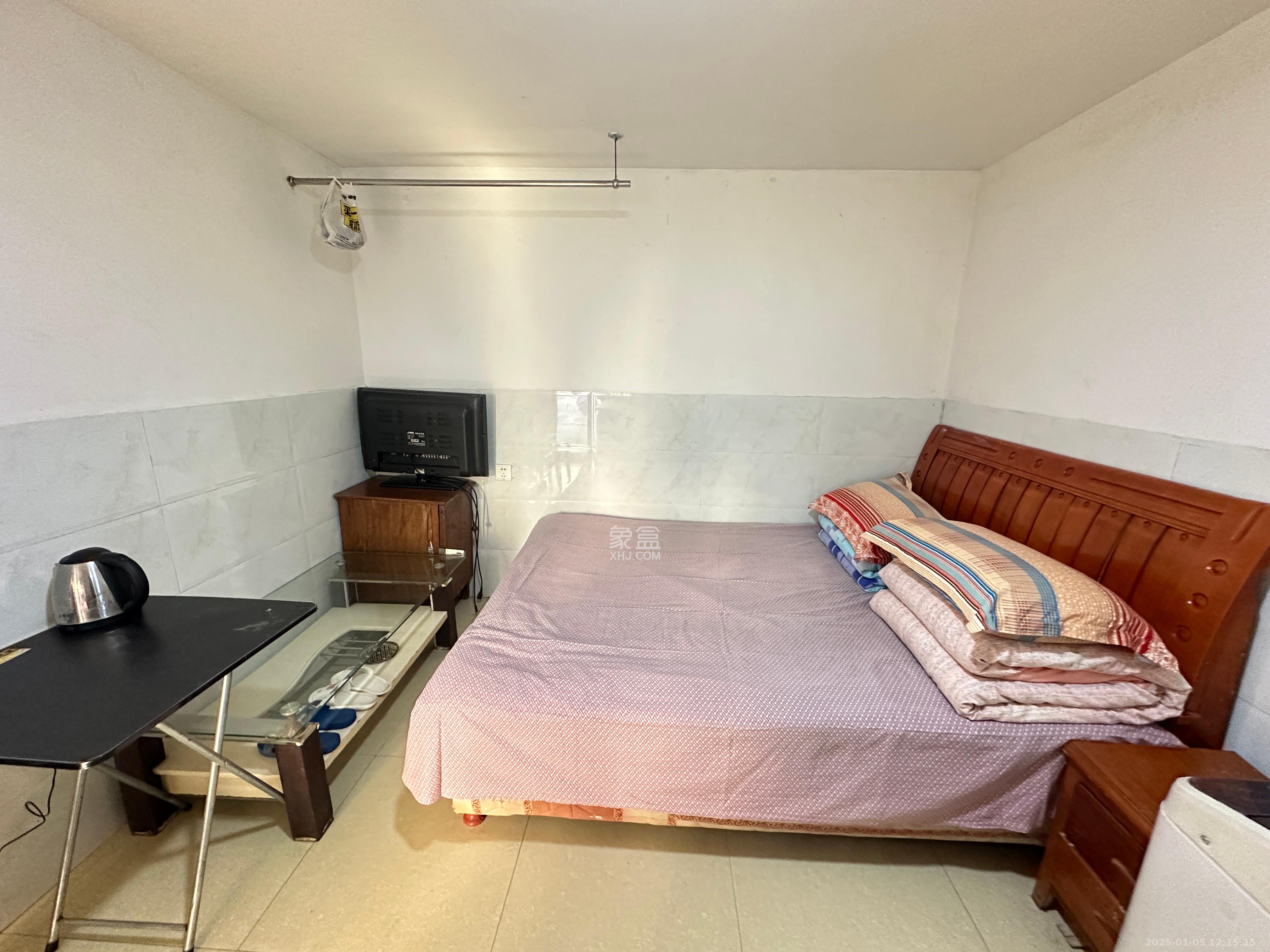 雄海花园 1室1厅1卫 1080.0元/月 雄海花园 1室1厅1卫 1080.0元/月室内图