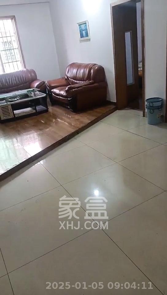 马王堆陶瓷建材新城  3室2厅2卫   2200.00元/月