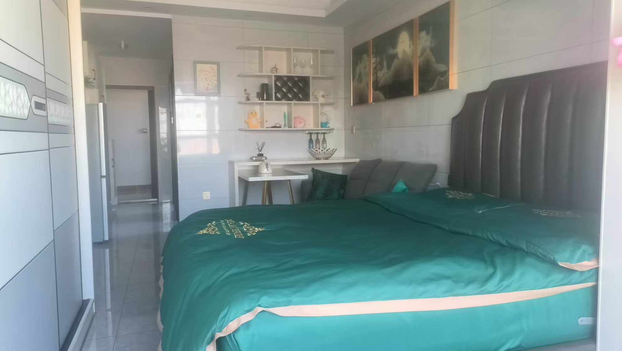 湘运大厦  1室1厅1卫    1400.0元/月 湘运大厦  1室1厅1卫    1400.0元/月室内图