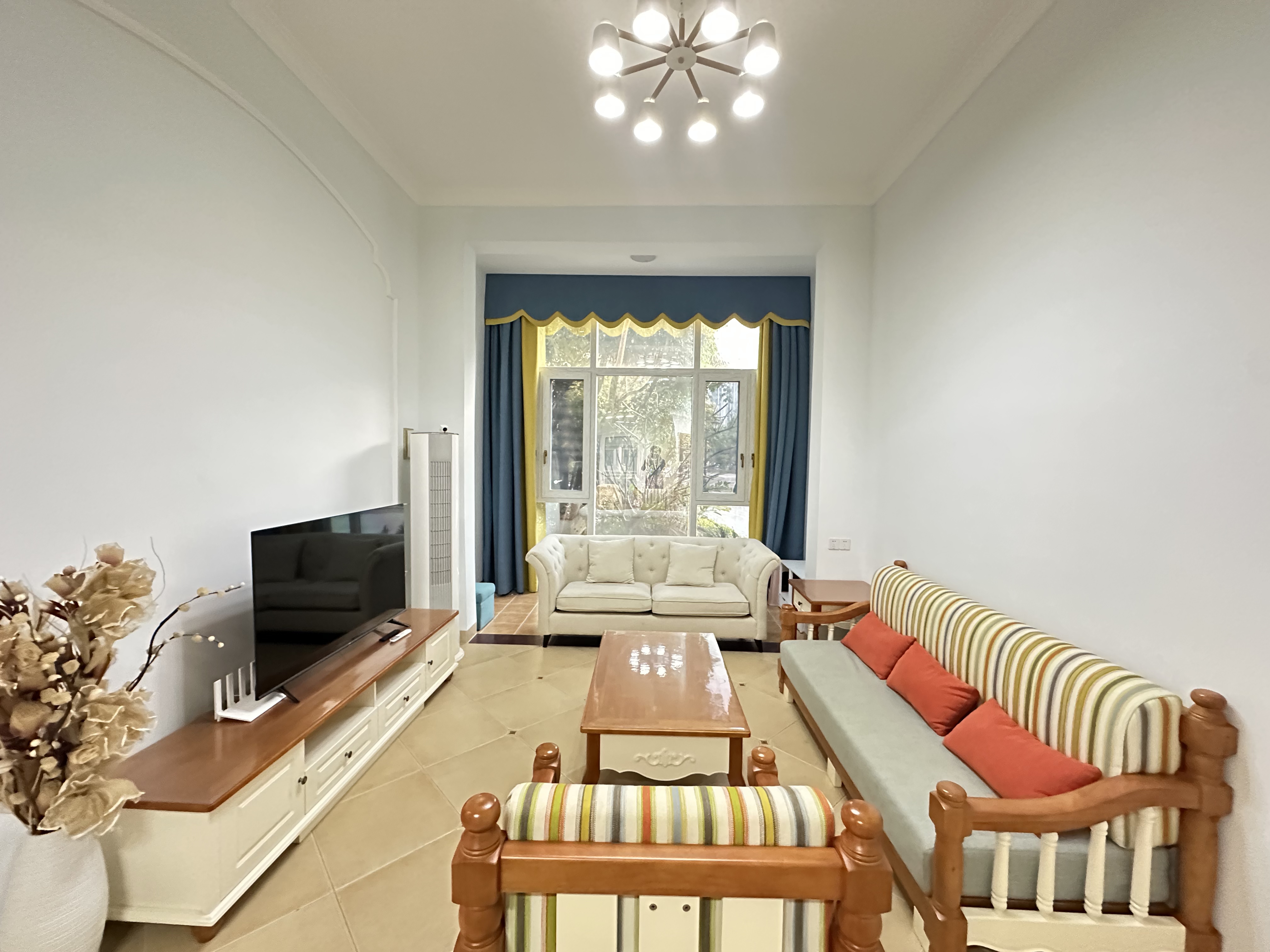 恒大美丽沙天澜湾  3室2厅1卫    210.0万 恒大美丽沙天澜湾  3室2厅1卫    210.0万室内图