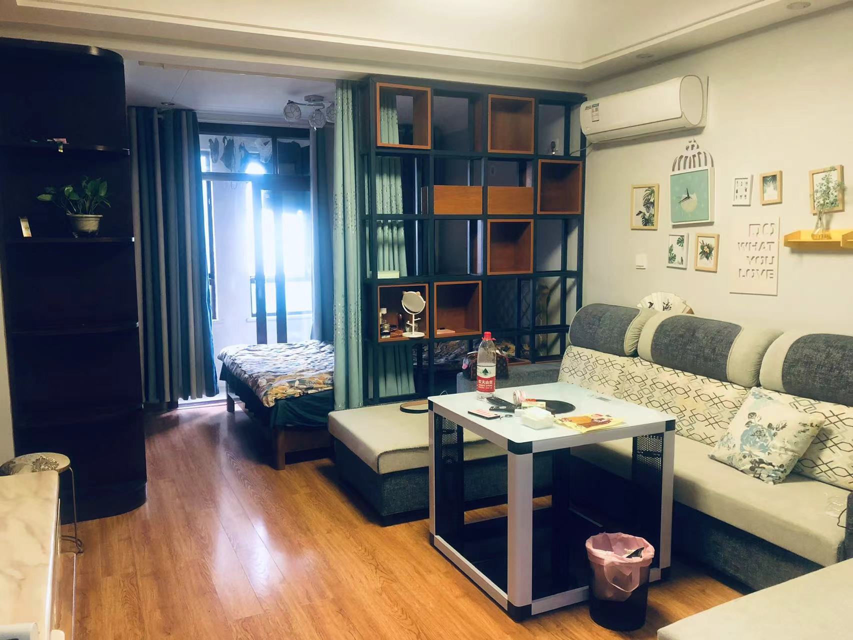 怡河园 1室1厅1卫 1600.0元/月 怡河园 1室1厅1卫 1600.0元/月室内图