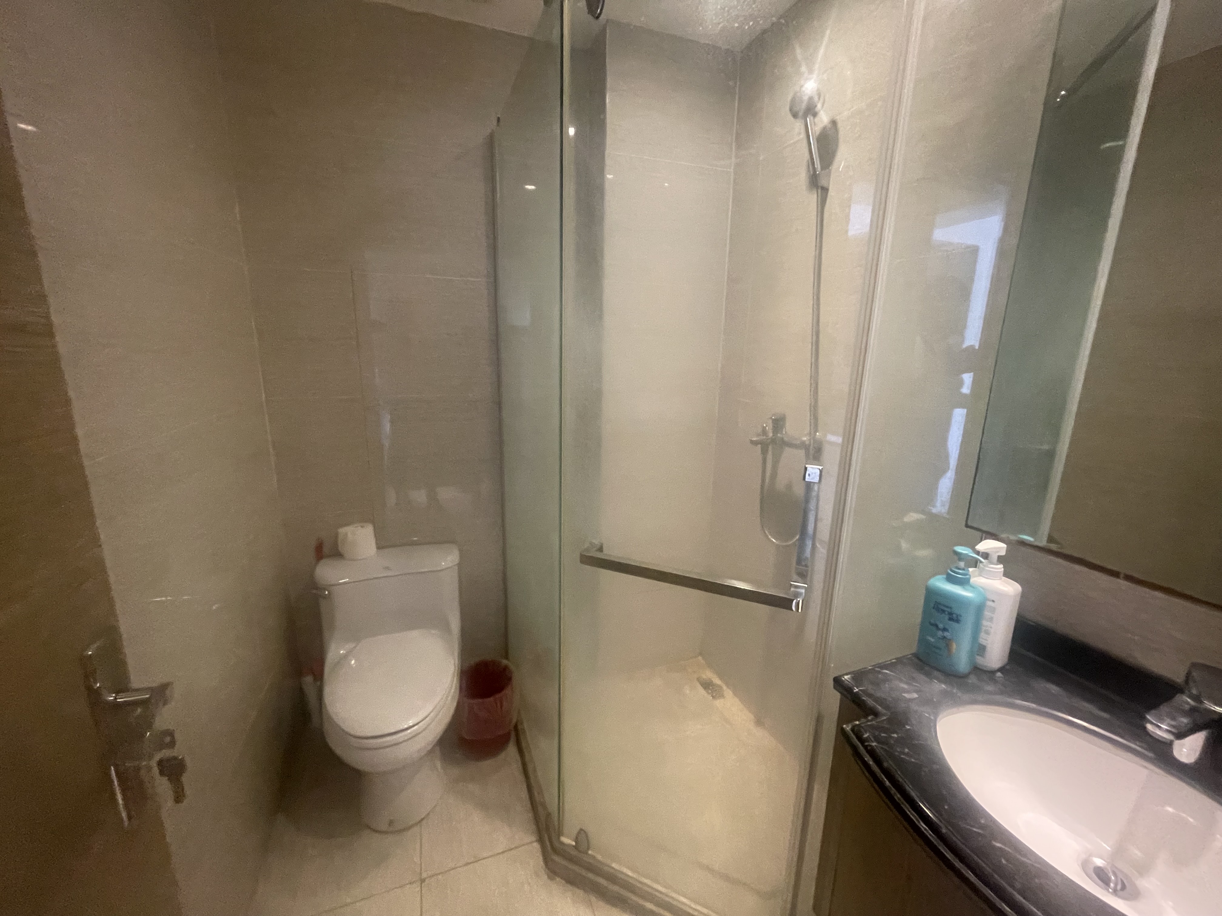 宇建国贸城 1室1厅1卫 80.0万 宇建国贸城 1室1厅1卫 80.0万室内图