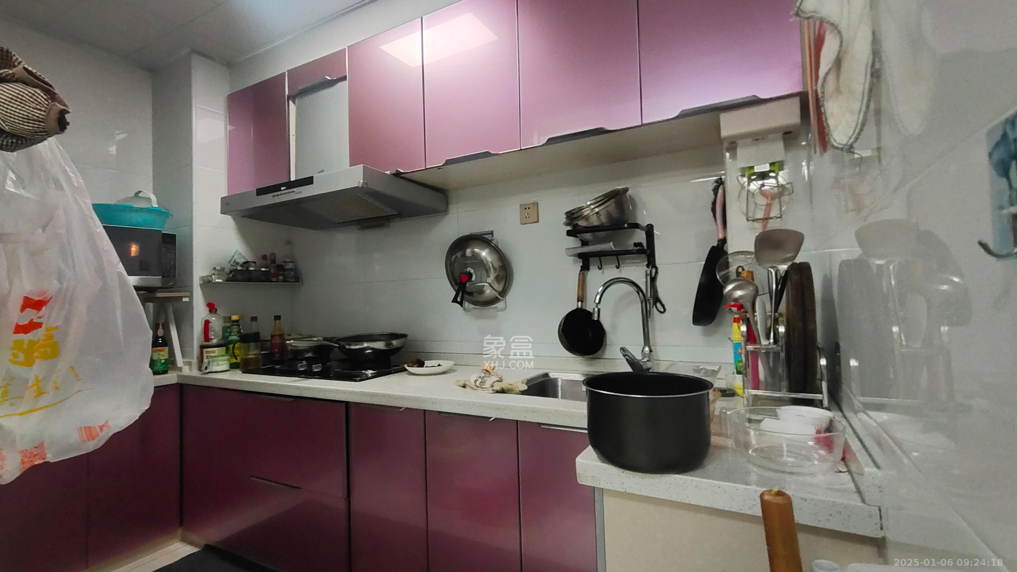 海伦堡爱ME城市 3室2厅1卫 2600.0元/月 海伦堡爱ME城市 3室2厅1卫 2600.0元/月室内图