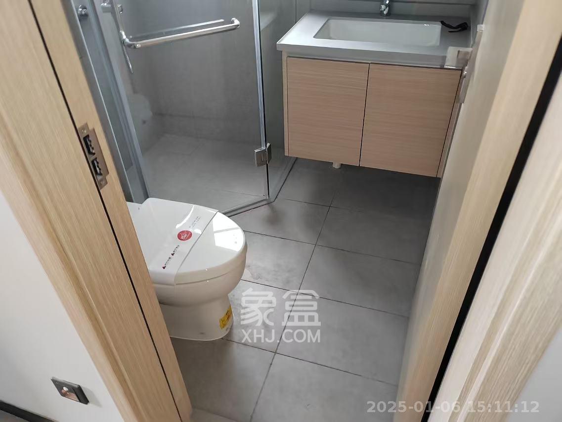 时代梅溪领峰  4室2厅2卫   3200.00元/月室内图