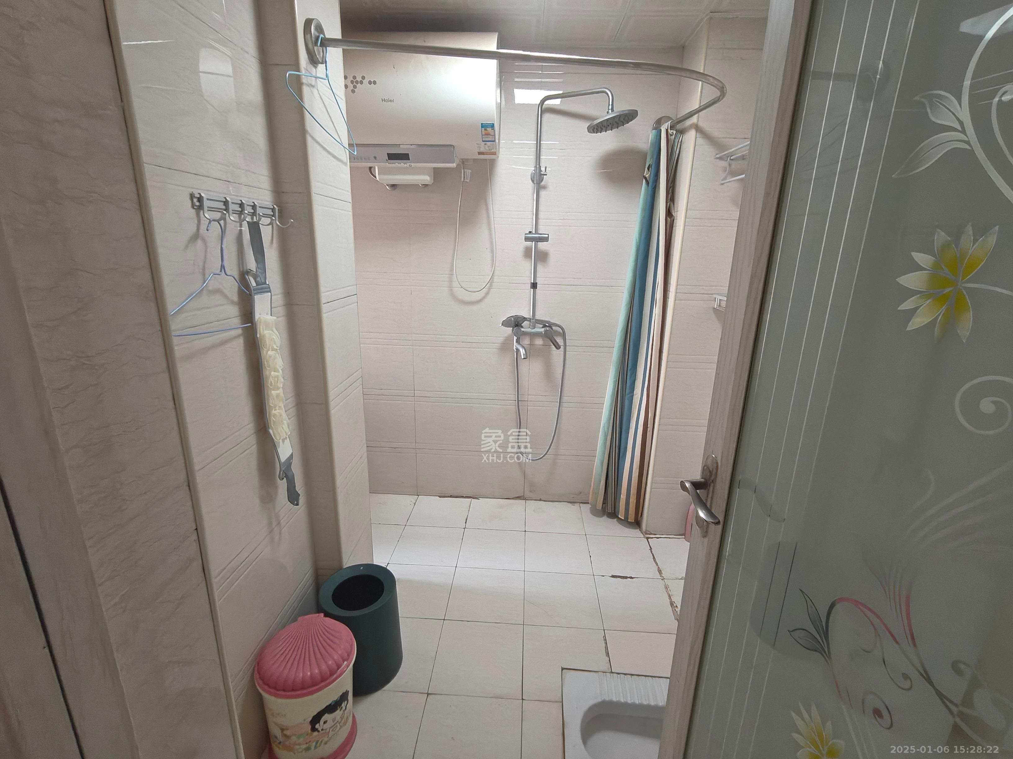 勤诚达新界  2室2厅1卫   1500.00元/月室内图