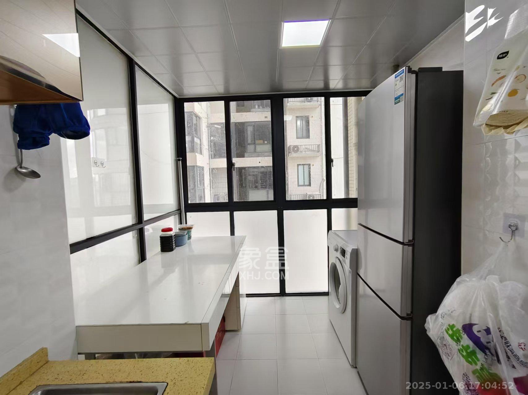 天易江湾广场  2室2厅1卫    1580.0元/月 天易江湾广场  2室2厅1卫    1580.0元/月室内图