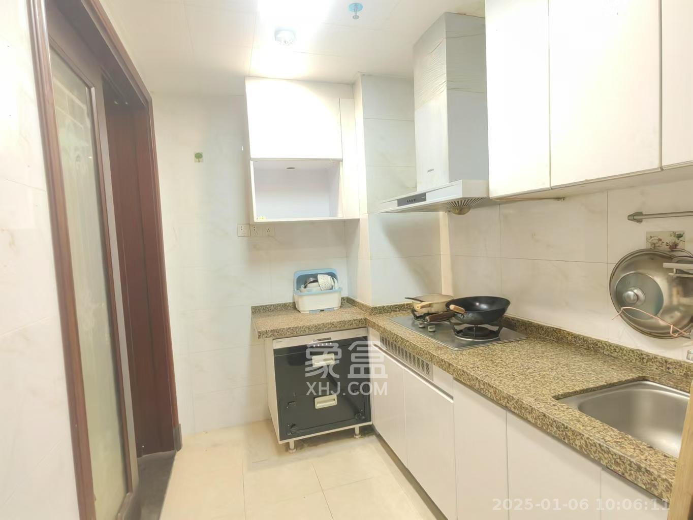 恒大御景半岛锦绣苑 3室2厅1卫 2350.0元/月 恒大御景半岛锦绣苑 3室2厅1卫 2350.0元/月室内图