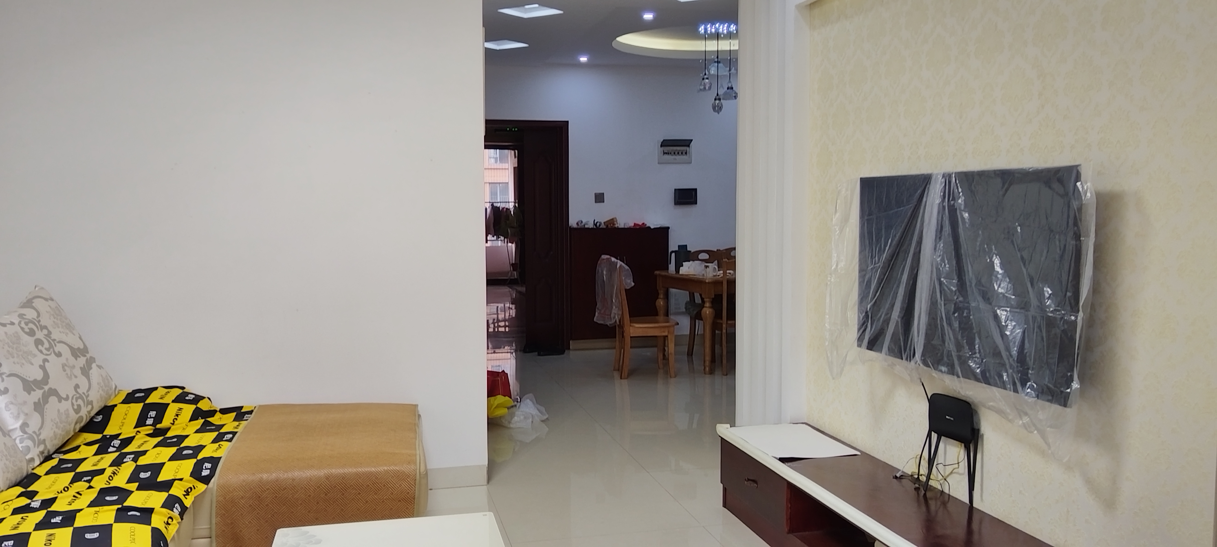 五矿万境水岸一期(万境水岸嘉苑) 2室2厅1卫 2300.0元/月 五矿万境水岸一期(万境水岸嘉苑) 2室2厅1卫 2300.0元/月户型图