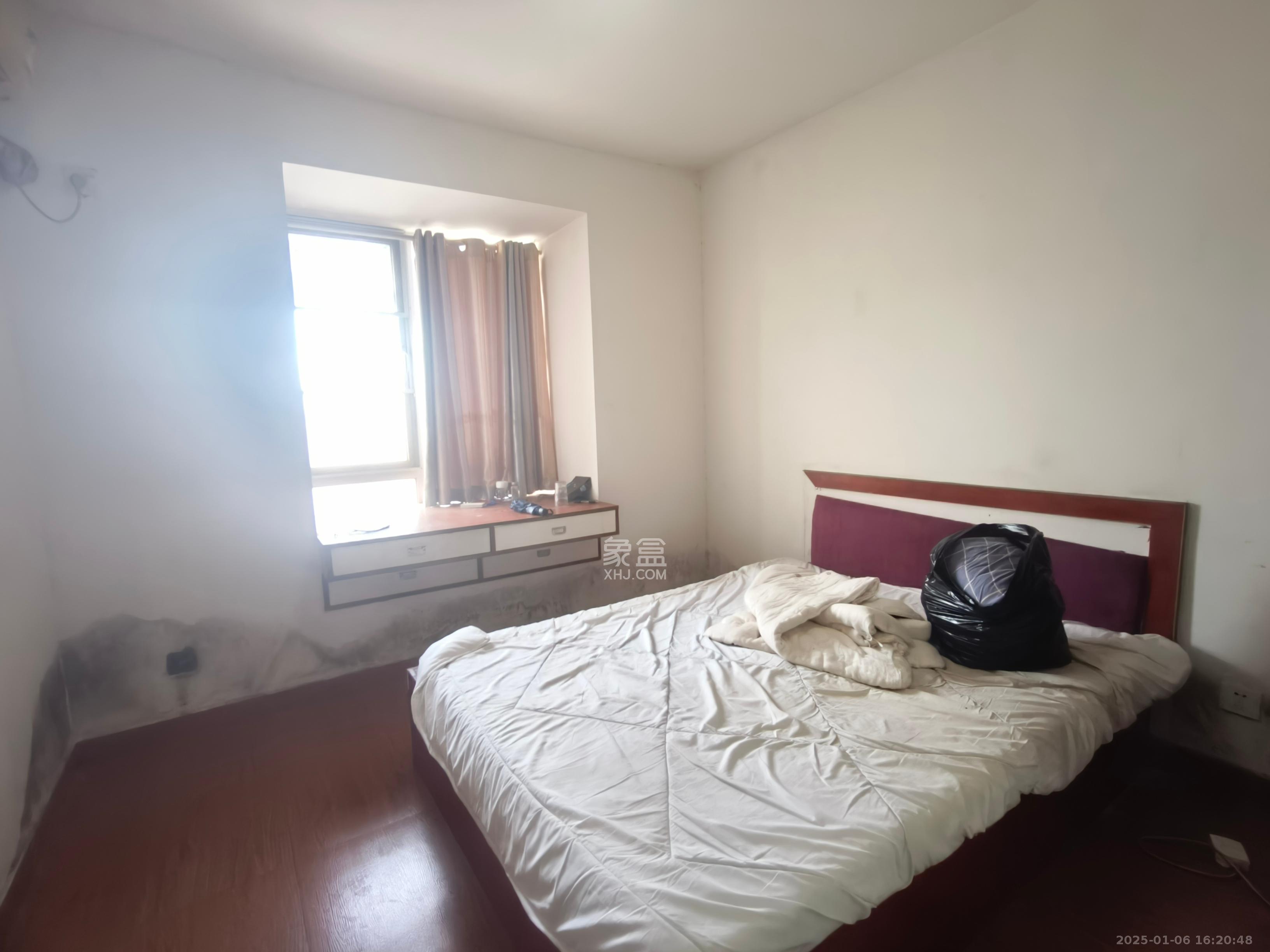 恒广国际景园  3室2厅2卫   2500.00元/月室内图