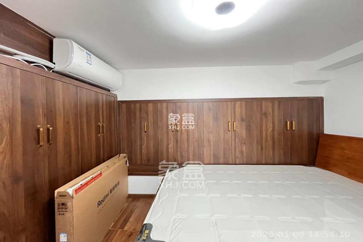 龙湖铂金岛 2室1厅1卫 2100.0元/月 龙湖铂金岛 2室1厅1卫 2100.0元/月室内图