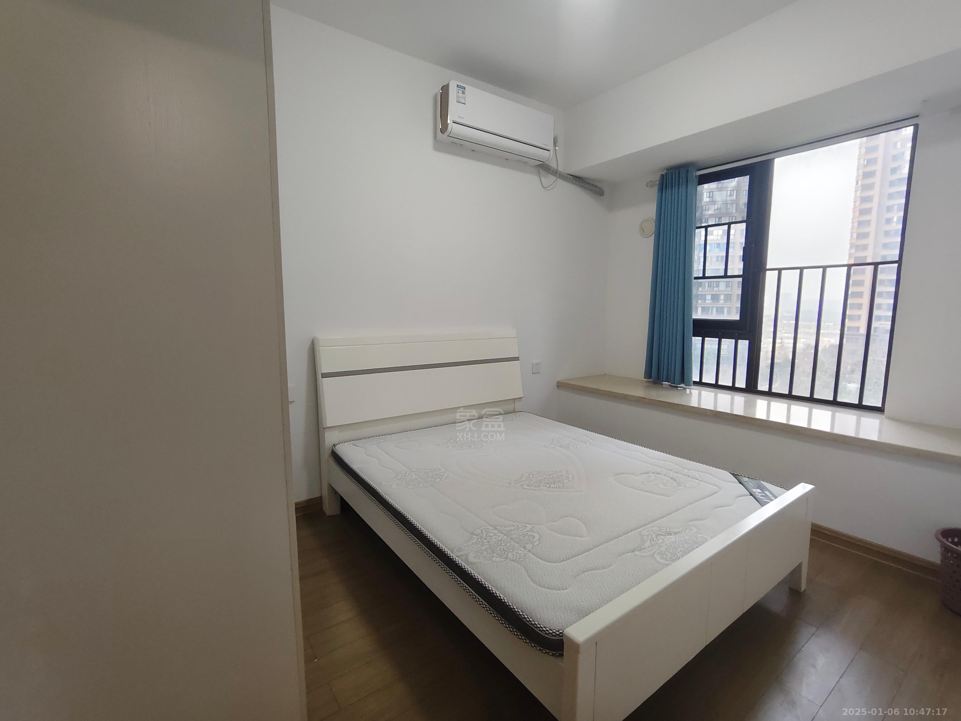 东部美的城 4室2厅1卫 2200.0元/月 东部美的城 4室2厅1卫 2200.0元/月室内图