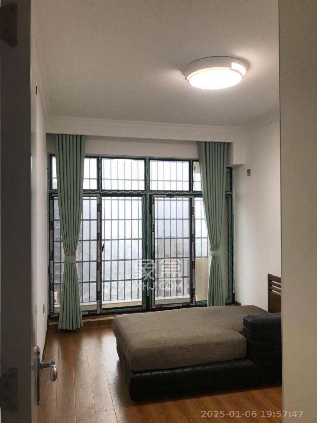 幸福郡音乐花园 3室2厅2卫 1800.0元/月 幸福郡音乐花园 3室2厅2卫 1800.0元/月室内图