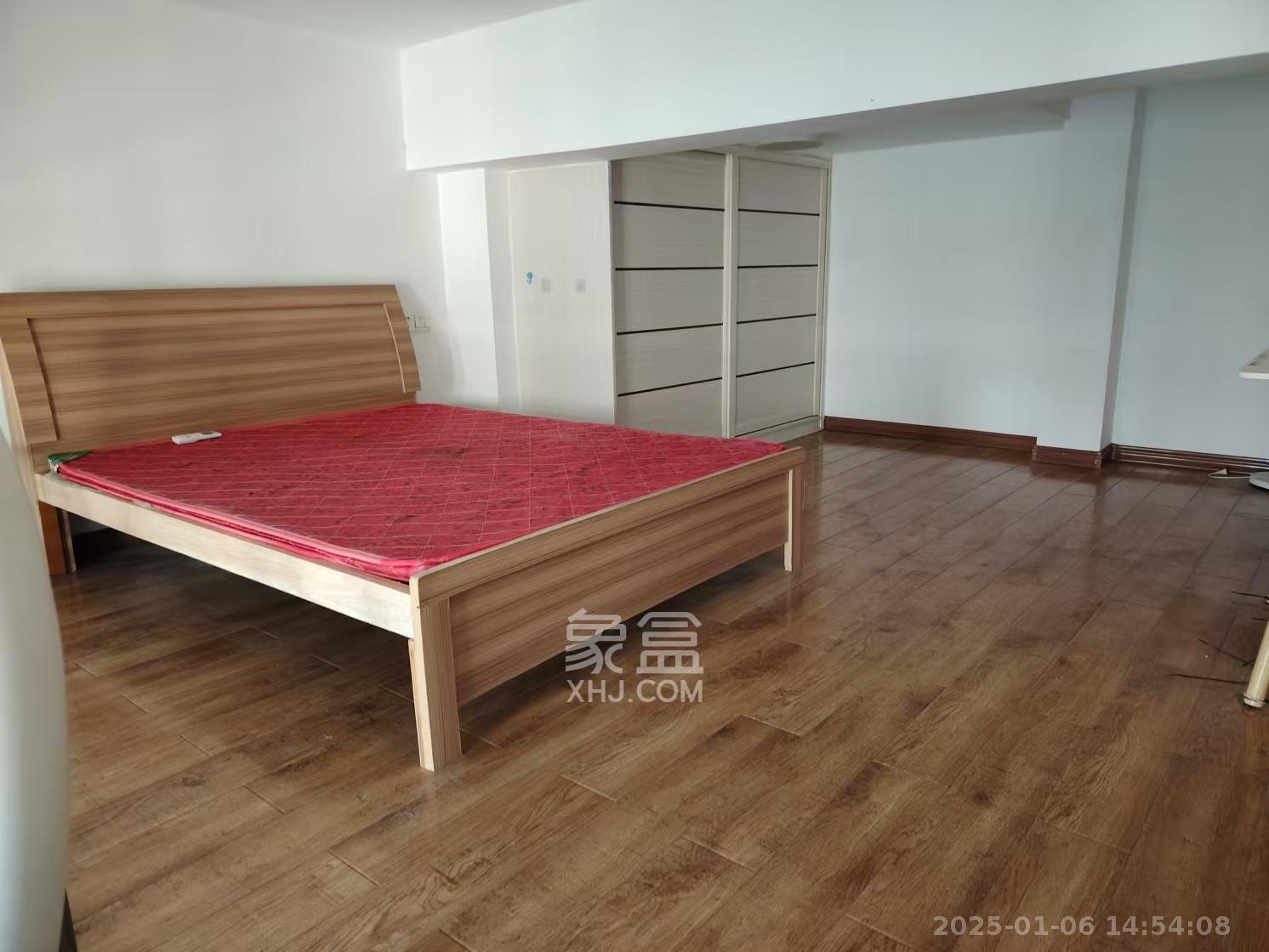 MOMA当代广场  1室1厅1卫    1300.0元/月 MOMA当代广场  1室1厅1卫    1300.0元/月