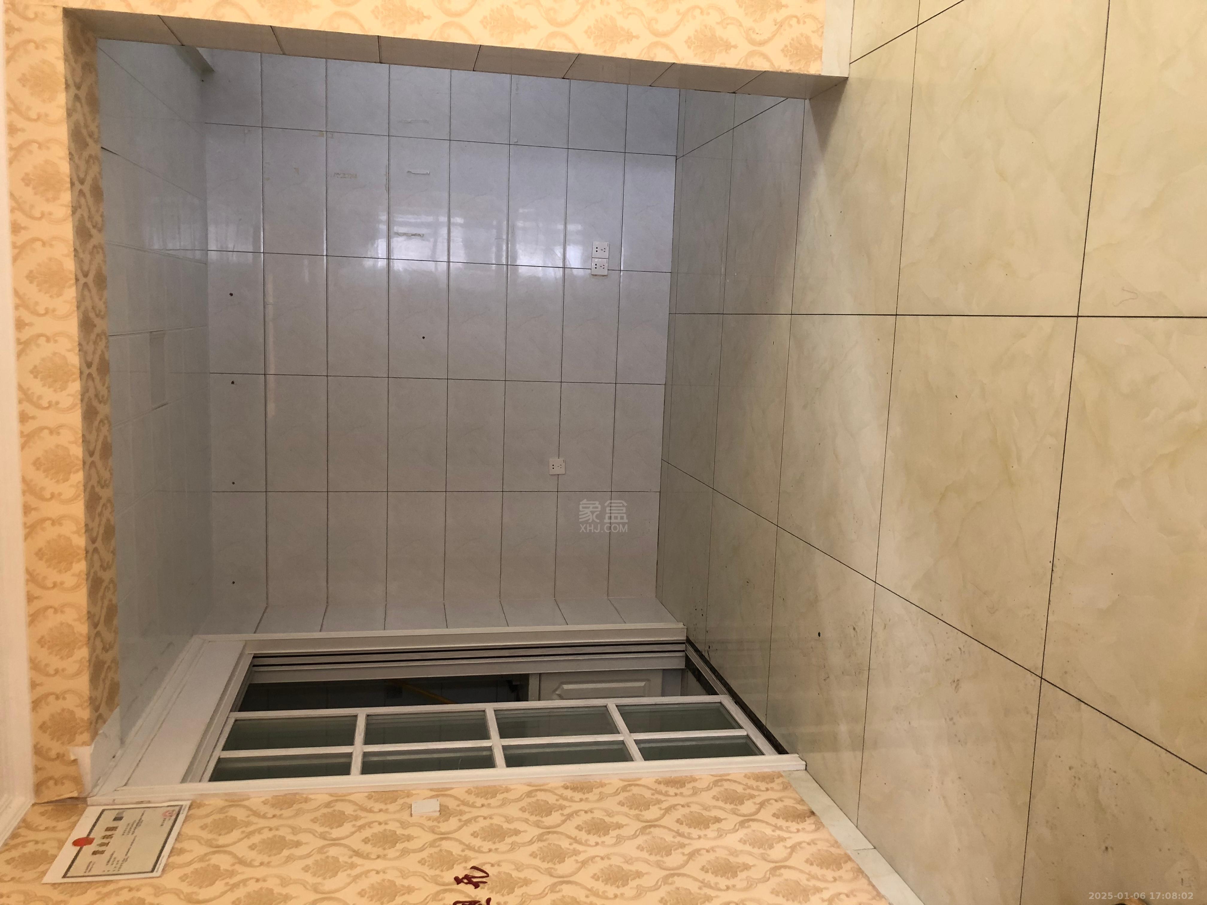 银泰财富广场  2室2厅1卫   1800.00元/月室内图