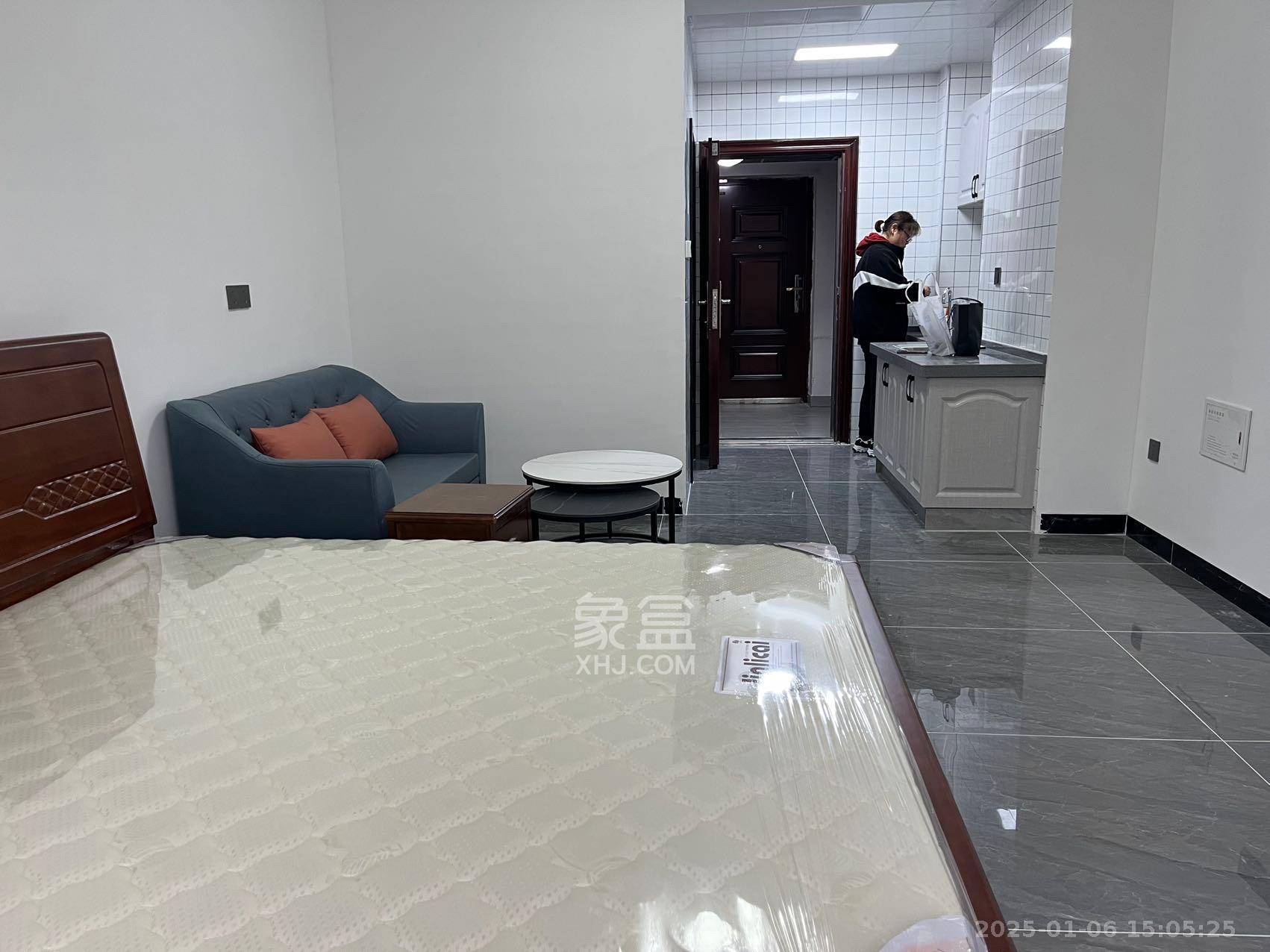 中南国际眼镜城(中伟商业中心) 1室0厅0卫 1200.0元/月 中南国际眼镜城(中伟商业中心) 1室0厅0卫 1200.0元/月室内图