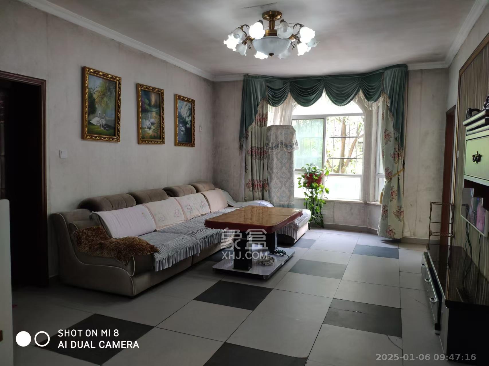 山水英伦 3室2厅1卫 2200.0元/月 山水英伦 3室2厅1卫 2200.0元/月室内图