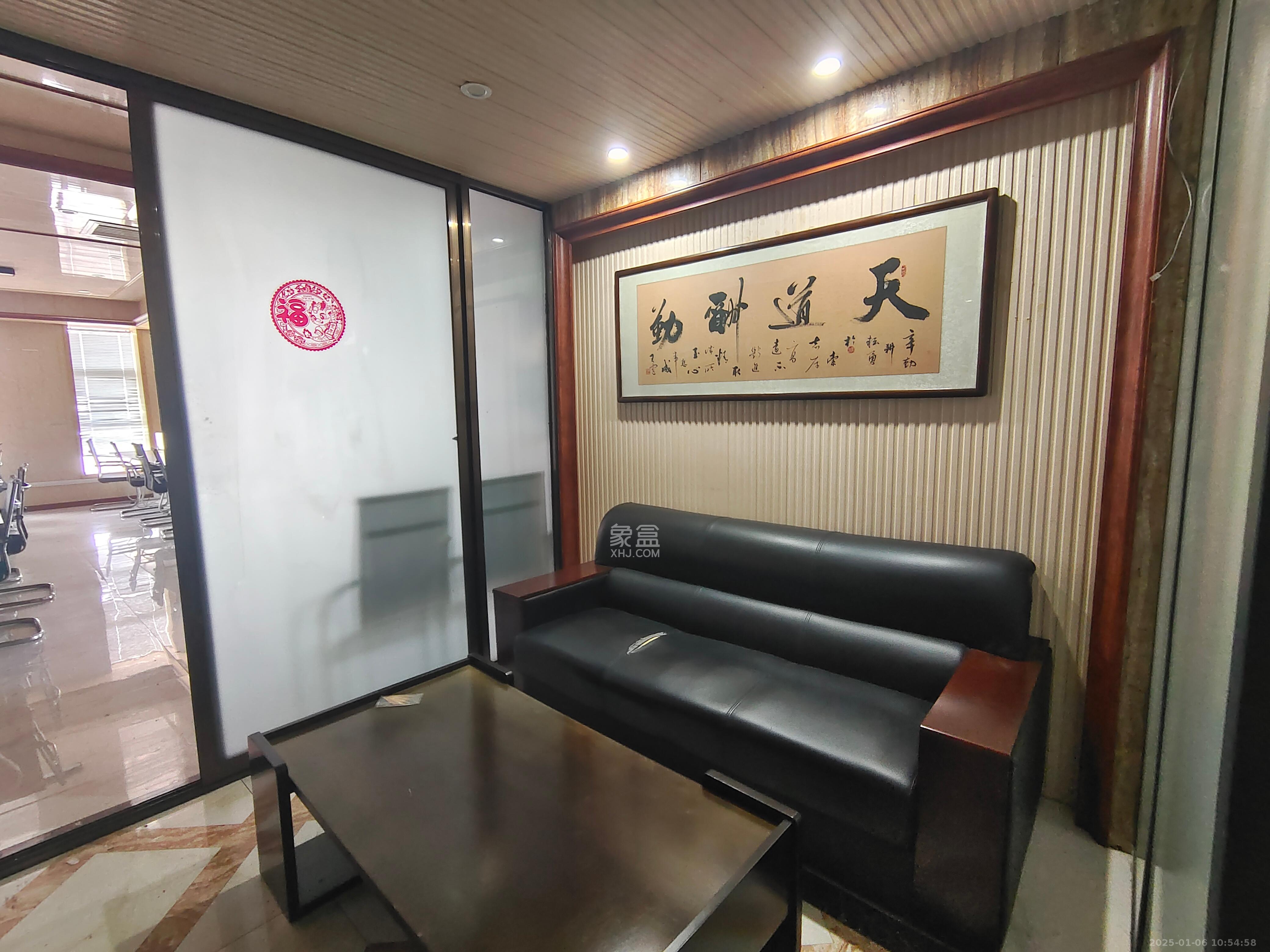 高信向日葵 1室0厅1卫 6000.0元/月 高信向日葵 1室0厅1卫 6000.0元/月室内图