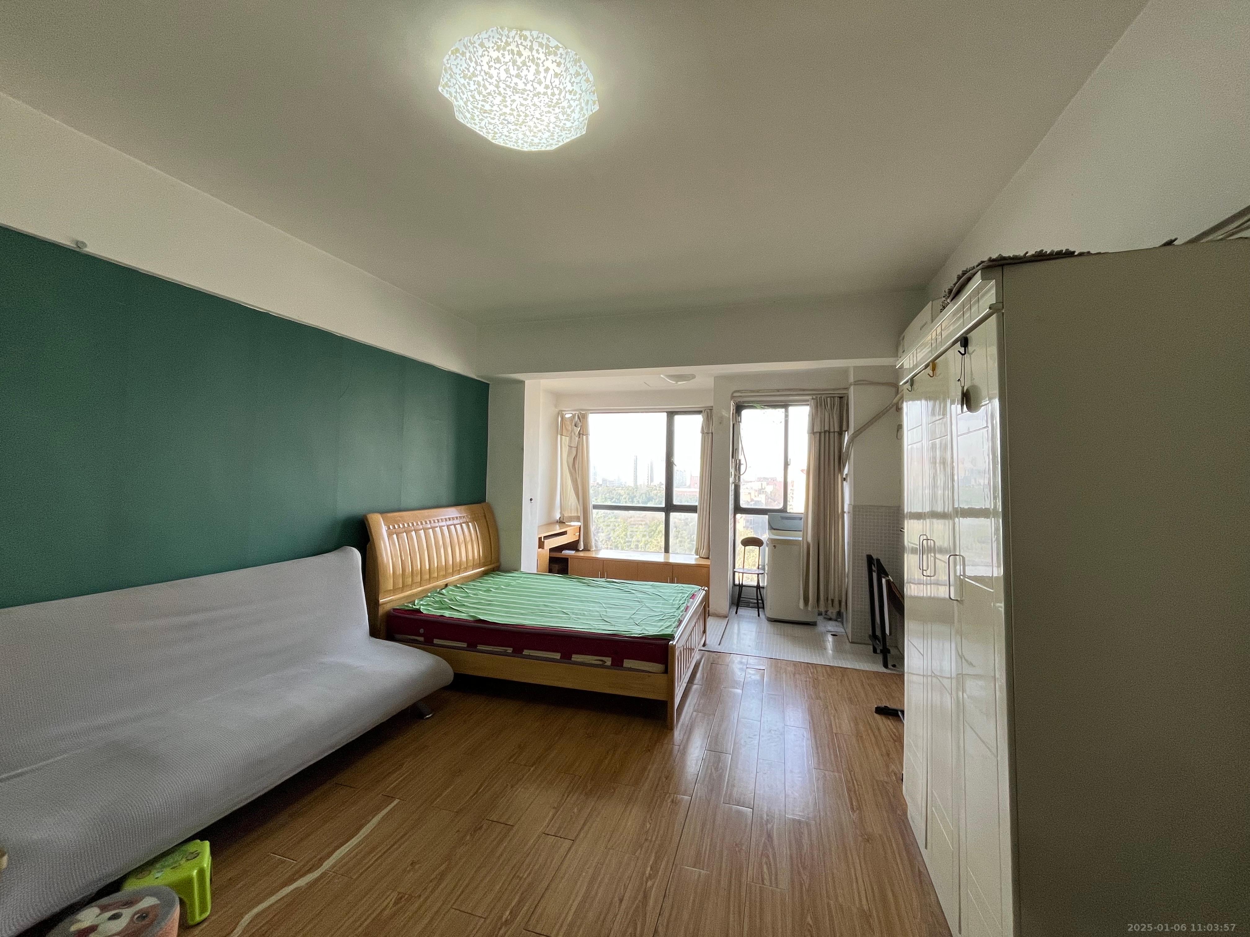 亚商国际 1室1厅1卫 1300.00元/月 亚商国际 1室1厅1卫 1300.00元/月室内图