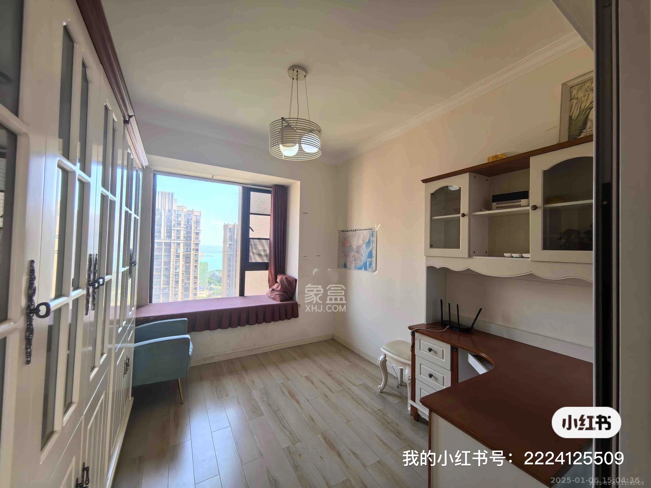 恒大翡翠华庭  3室2厅1卫    2200.0元/月室内图1