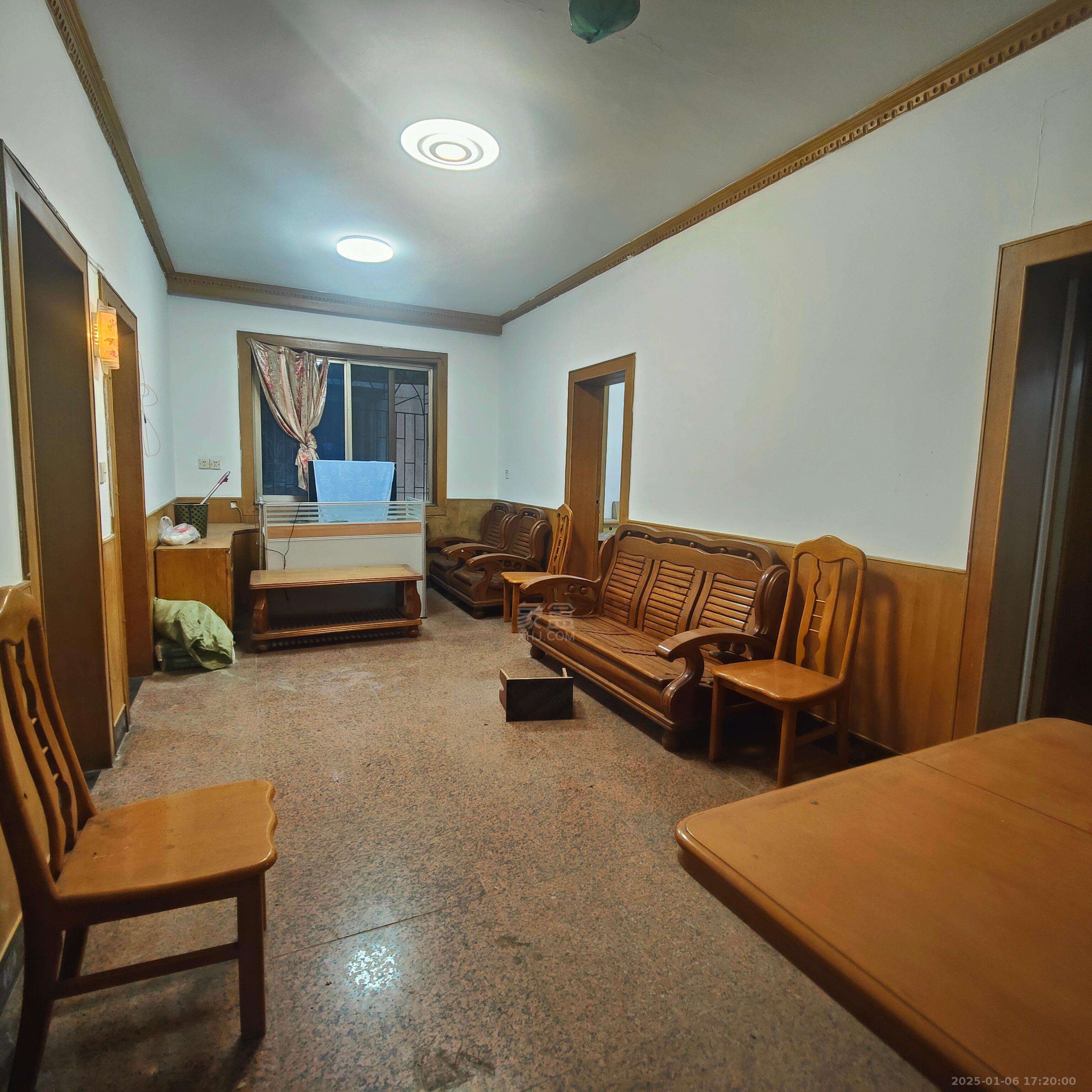 保利怡沁园 3室2厅2卫 1500.0元/月 保利怡沁园 3室2厅2卫 1500.0元/月室内图