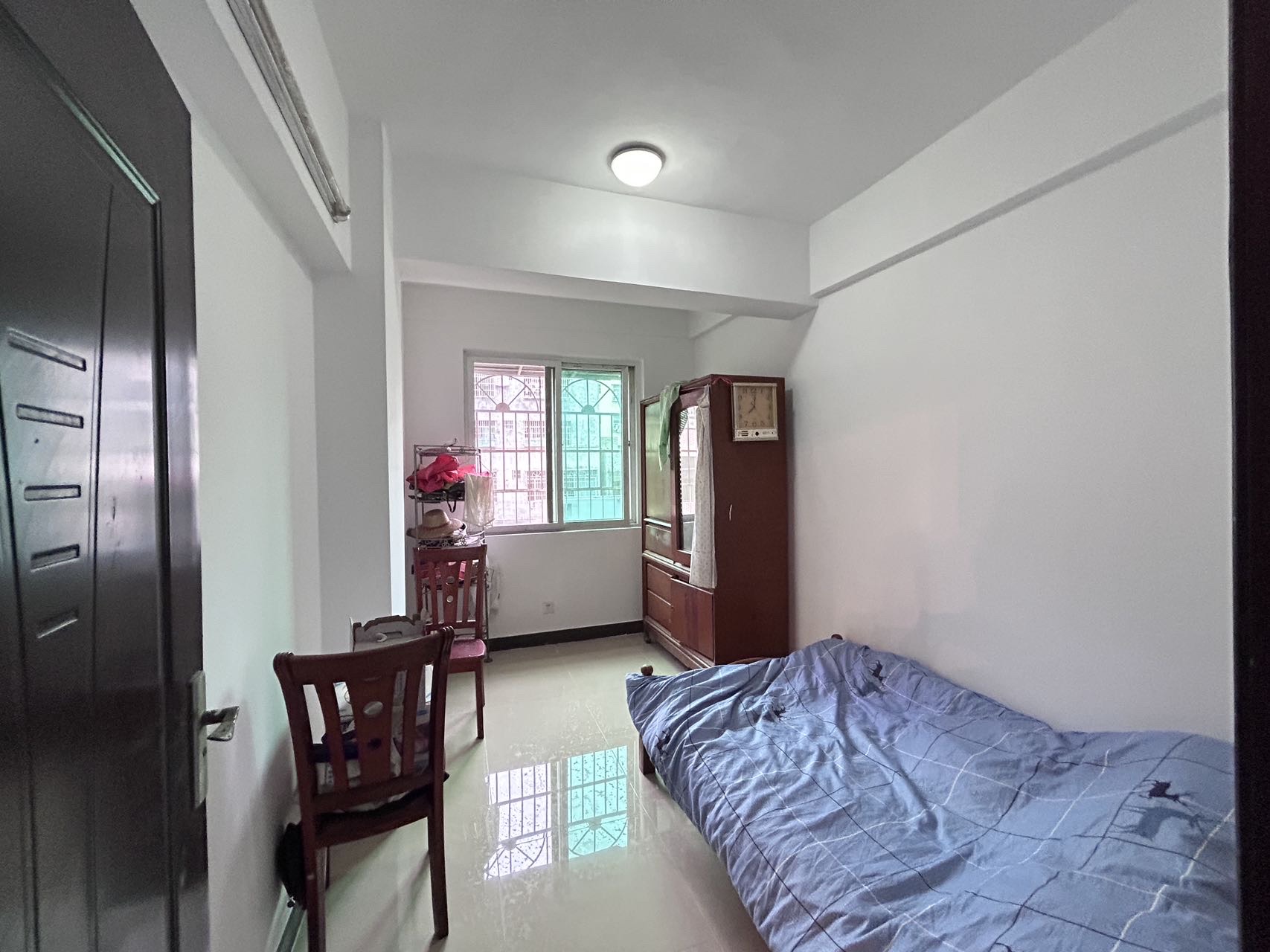 攀枝花苑 3室2厅1卫 99.0万 攀枝花苑 3室2厅1卫 99.0万卧室