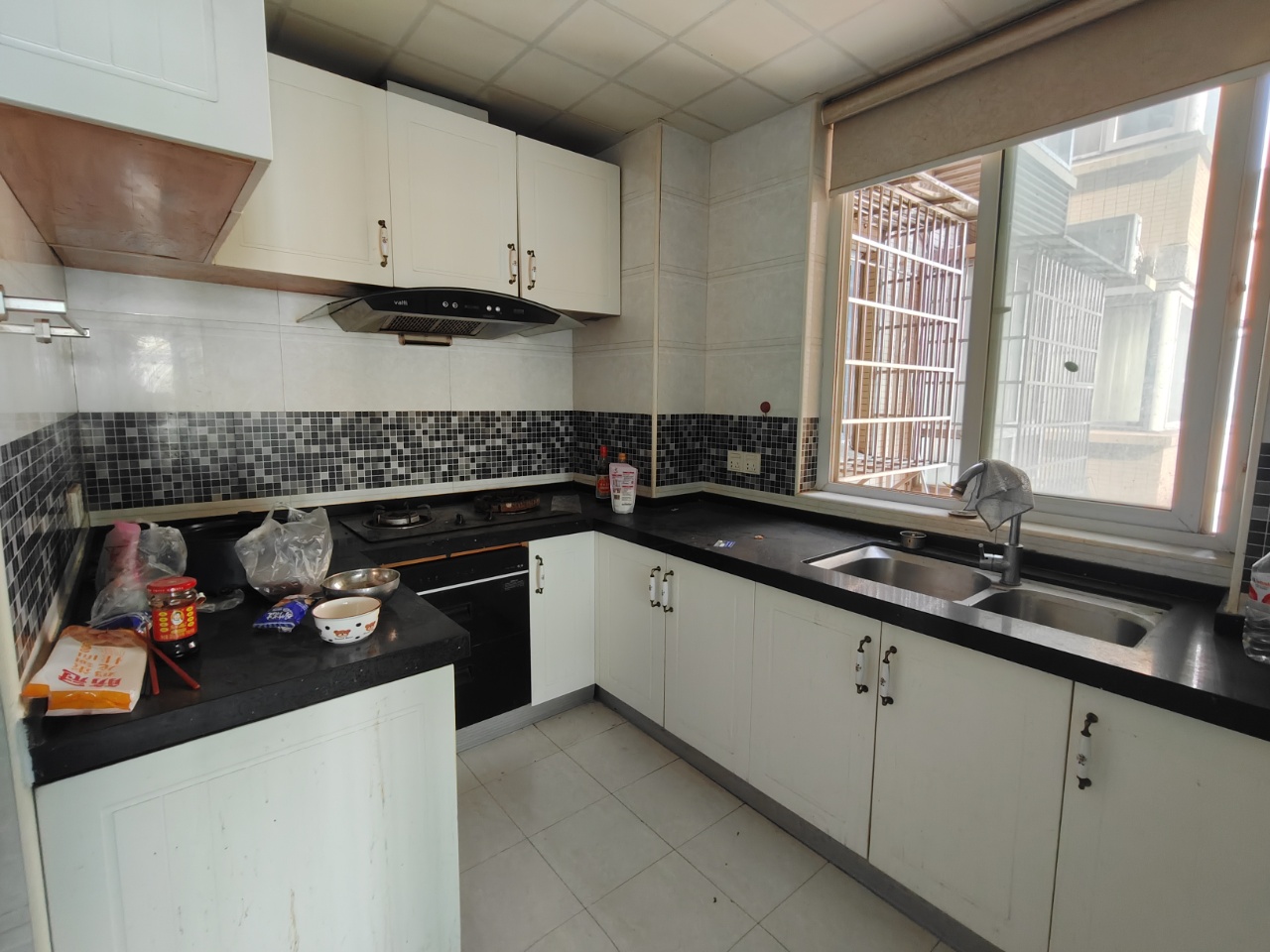 万城国际 2室1厅1卫 1400.0元/月 万城国际 2室1厅1卫 1400.0元/月室内图