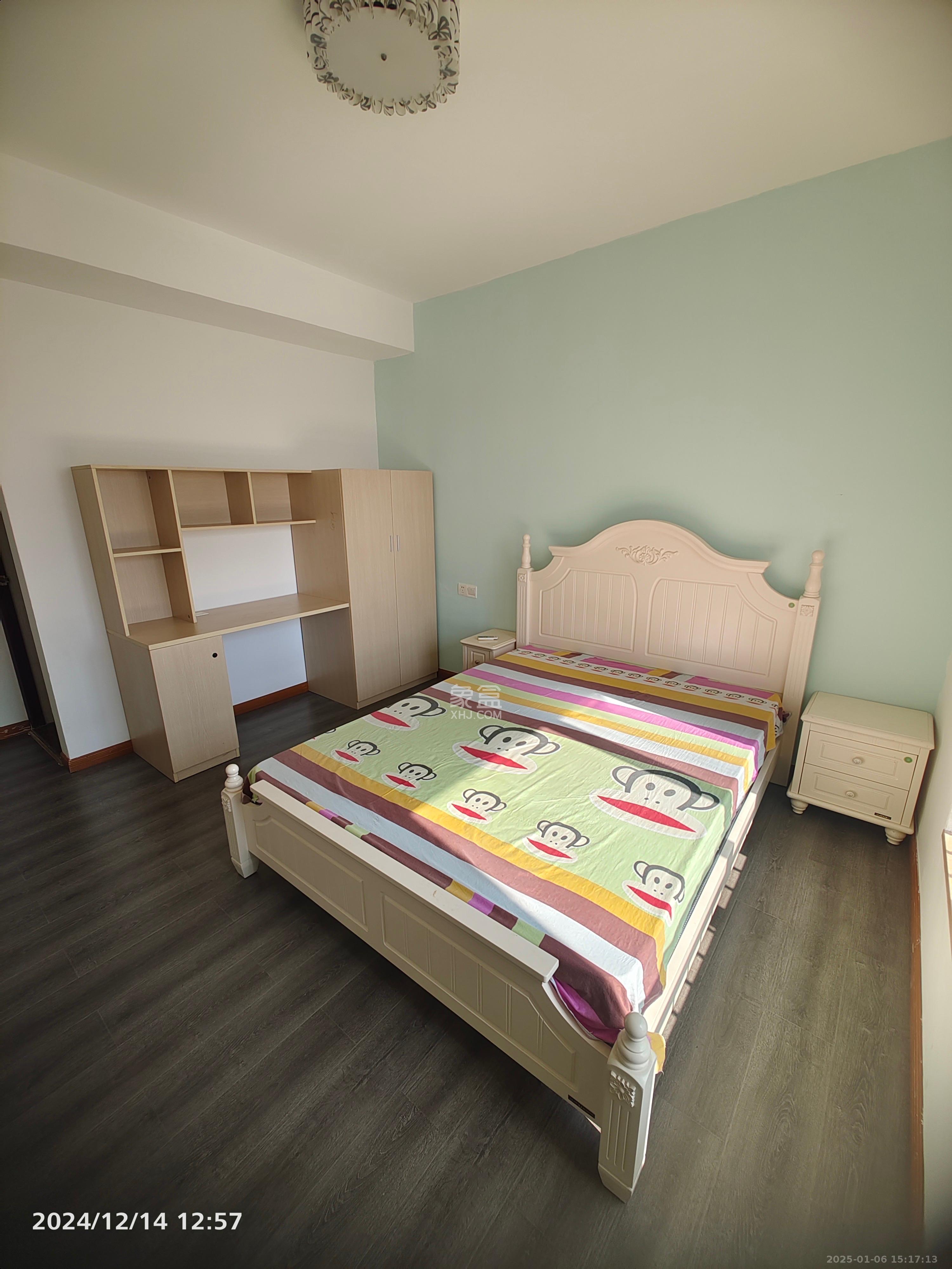 山水华景 4室2厅2卫 3000.0元/月 山水华景 4室2厅2卫 3000.0元/月室内图