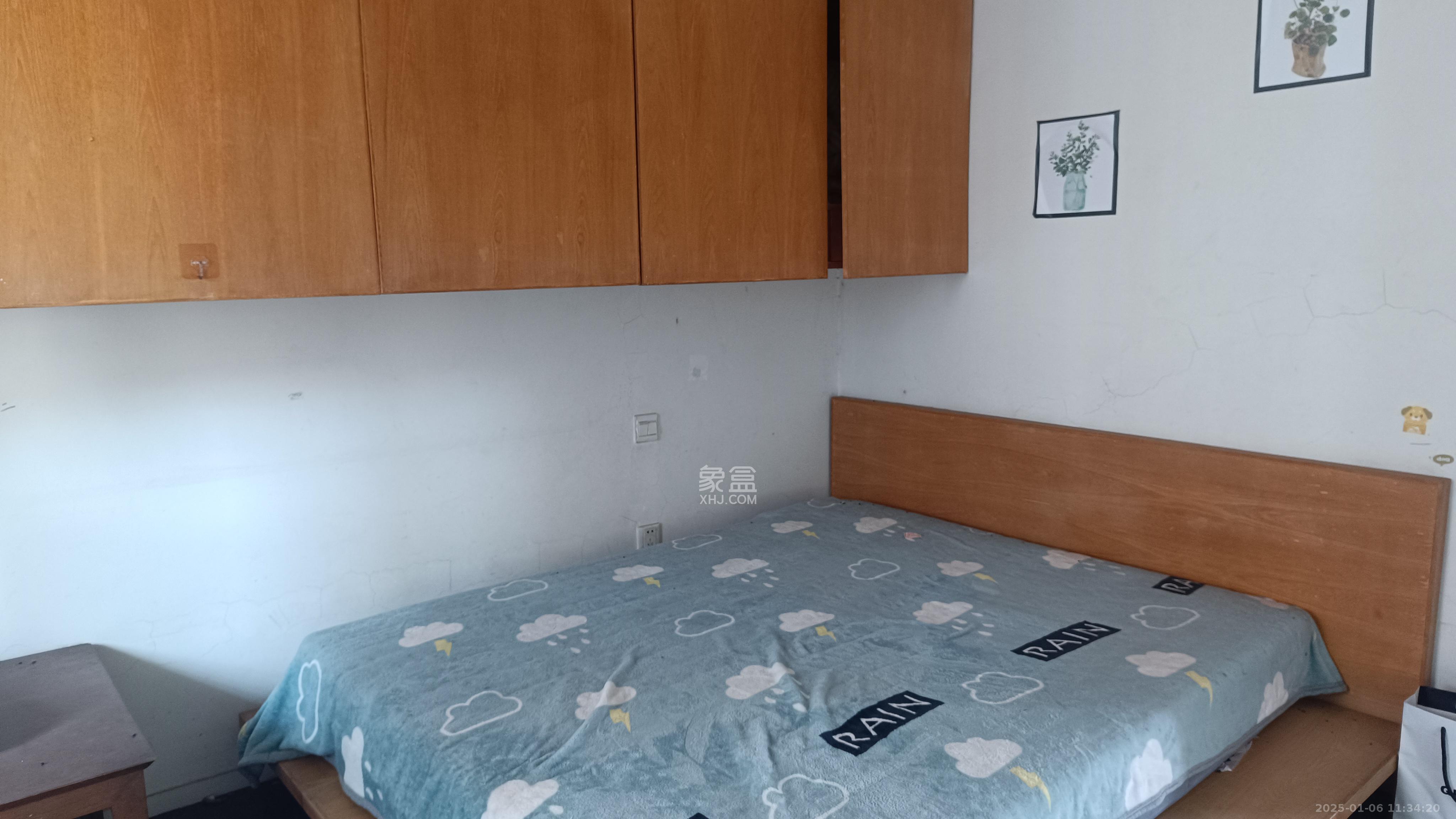 怡景民居 3室2厅1卫 1800.0元/月 怡景民居 3室2厅1卫 1800.0元/月室内图